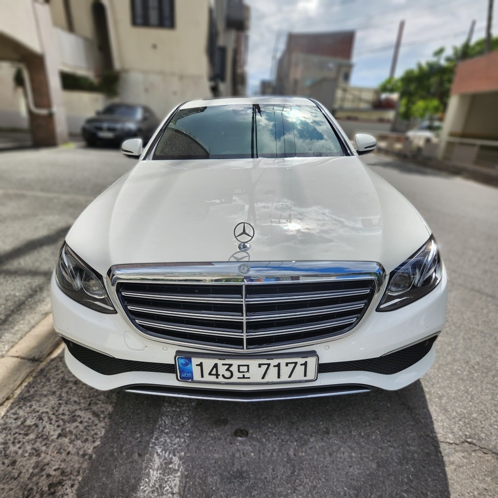 2019 Mercedes-Benz E220d Exclusive