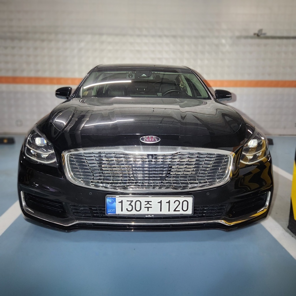 2020 Kia The K9 3.3 GDI AWD CORPORATE USE PREMIUM MODEL — photograph 1 of 1
