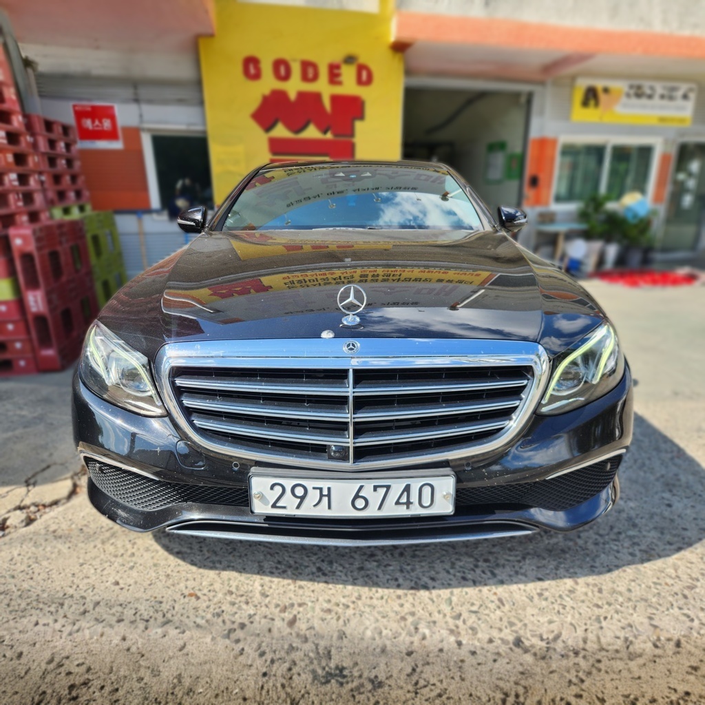 2019 Mercedes-Benz E300 4MATIC Exclusive