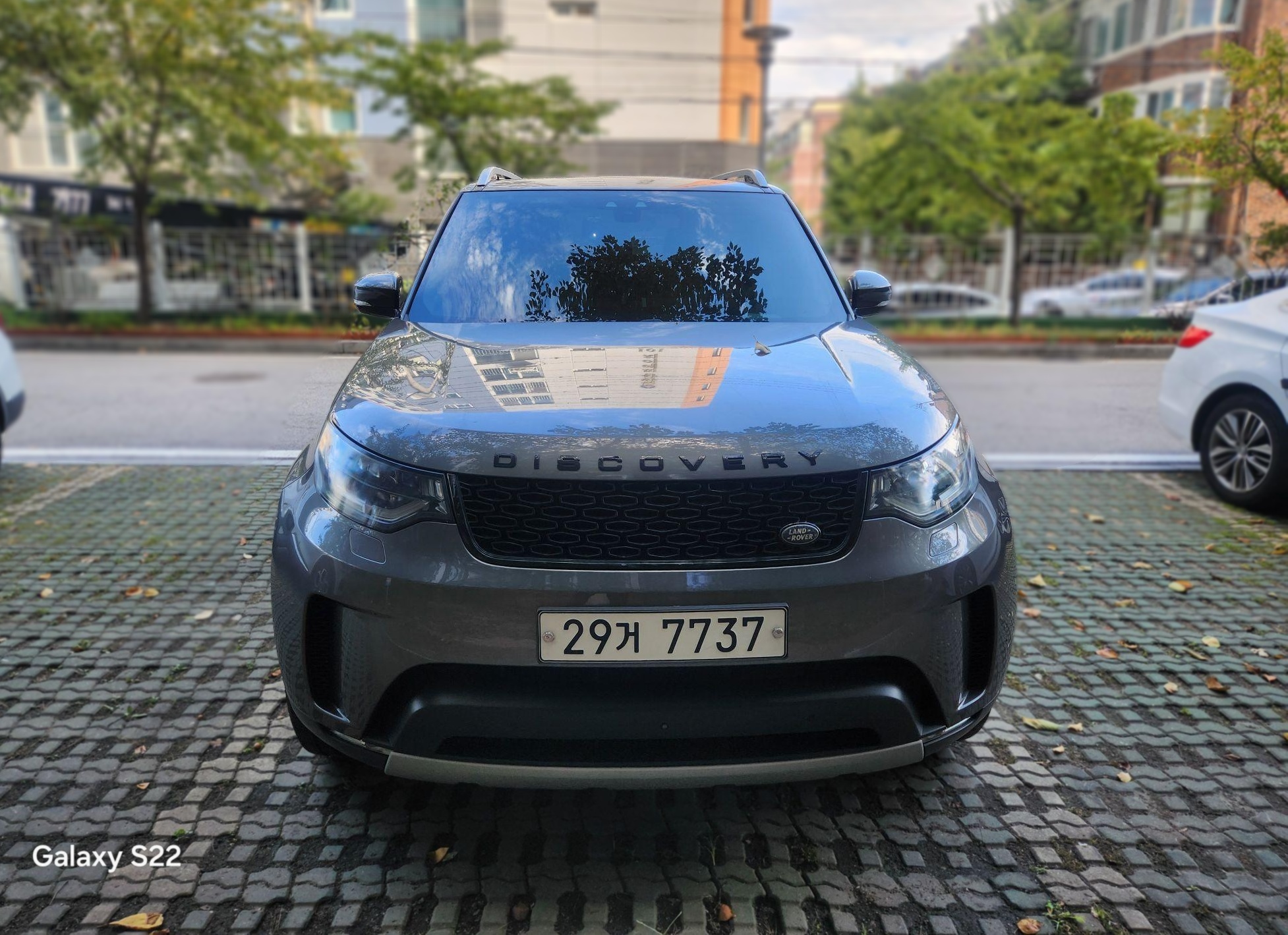 2018 Land Rover DISCOVERY 5 3.0 TD6 HSE LUXURY — Korean import available from KcarDeals