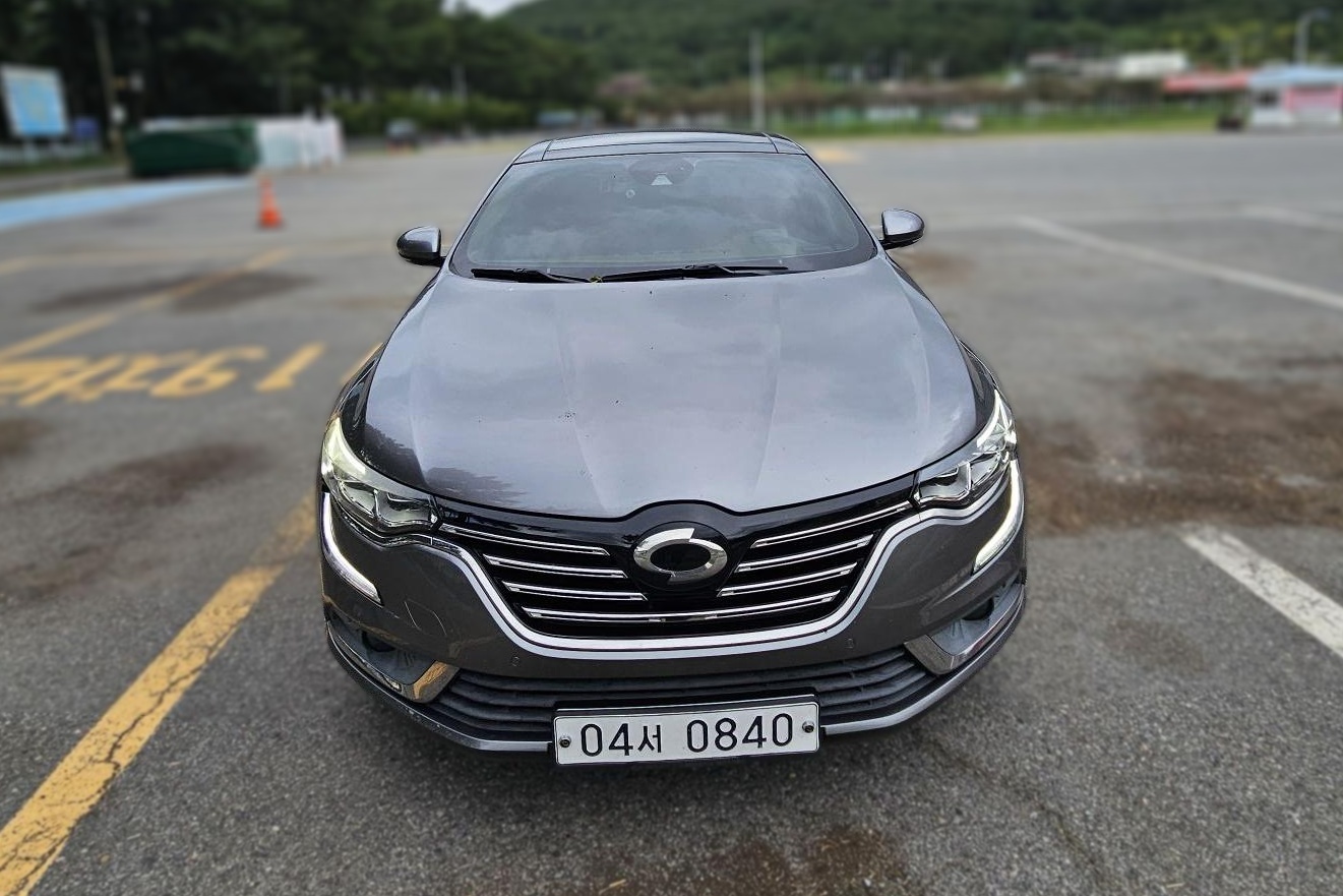 2016 Renault Korea (Samsung) SM6 2.0 GDe RE — Korean import available from KcarDeals