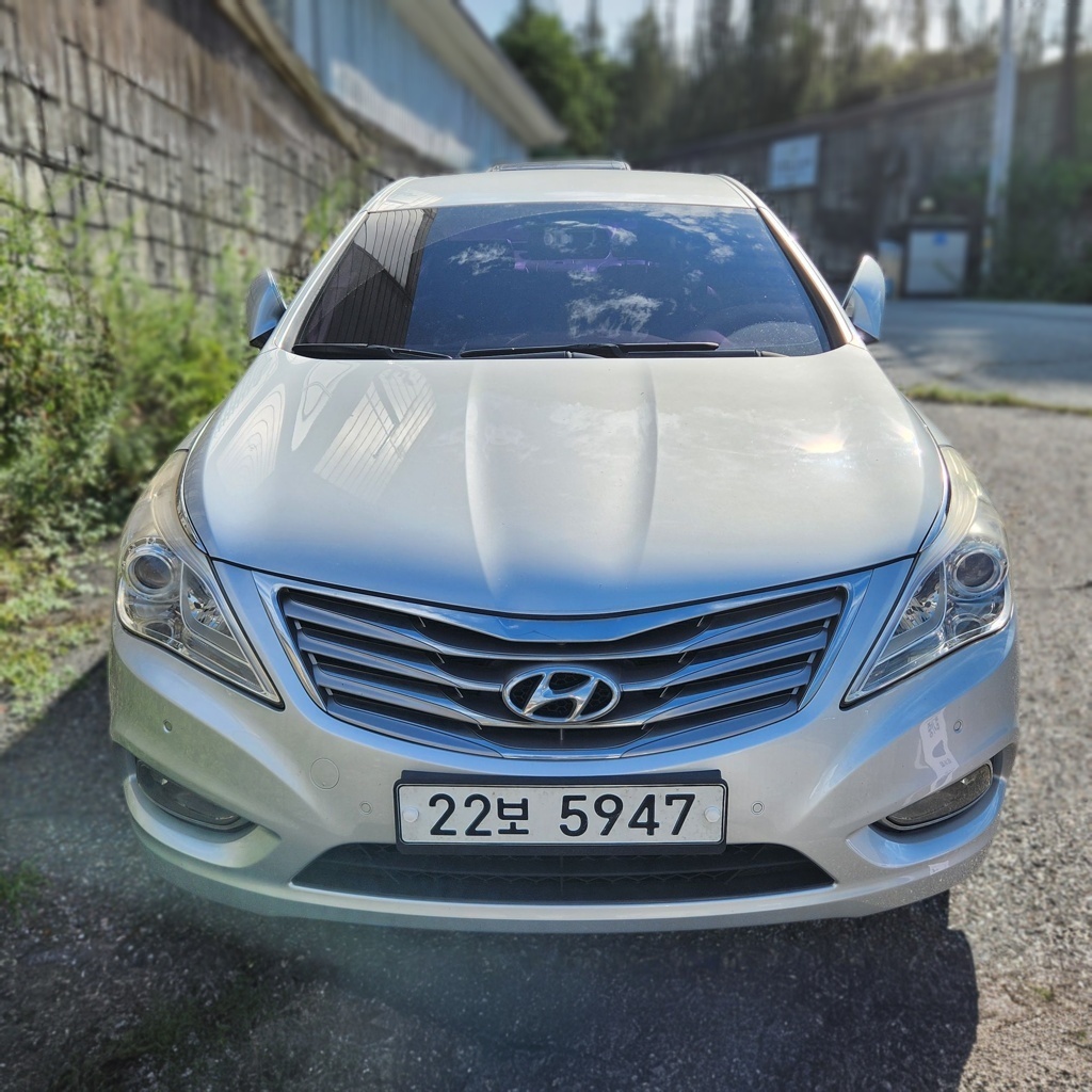 2012 Hyundai GRANDEUR HG HG300 NOBLE