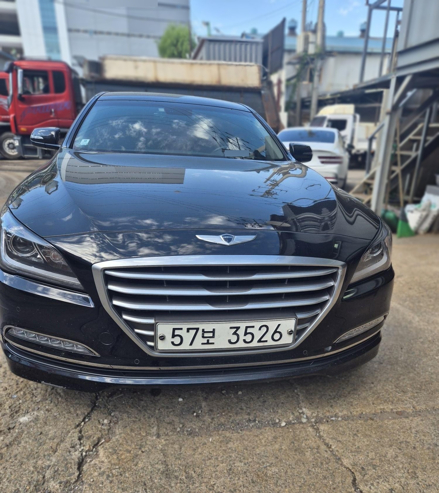 2015 Genesis DH G330 Modern — Korean import available from KcarDeals