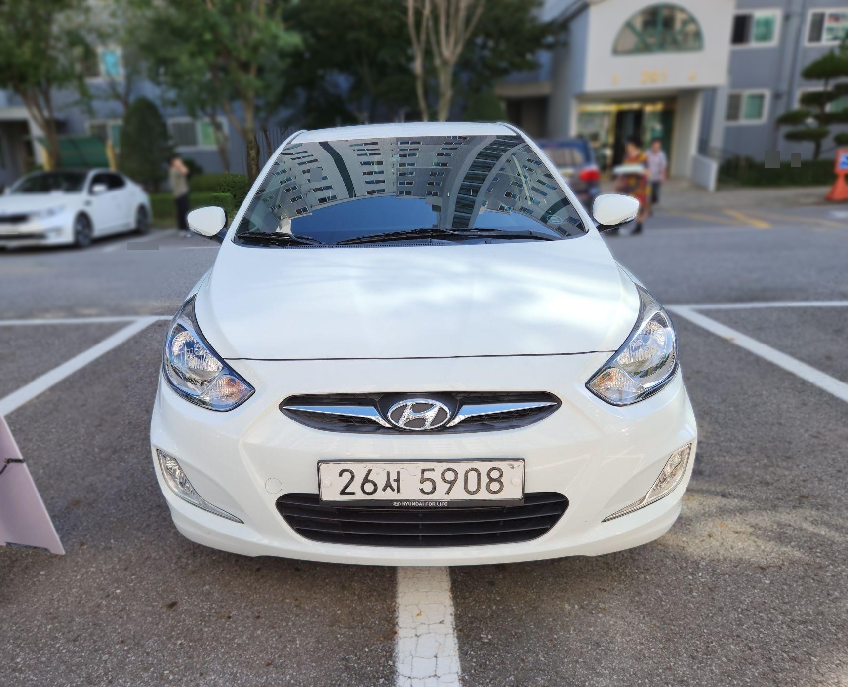 2015 Hyundai Accent (New) 1.4 VVT Modern — Korean import available from KcarDeals
