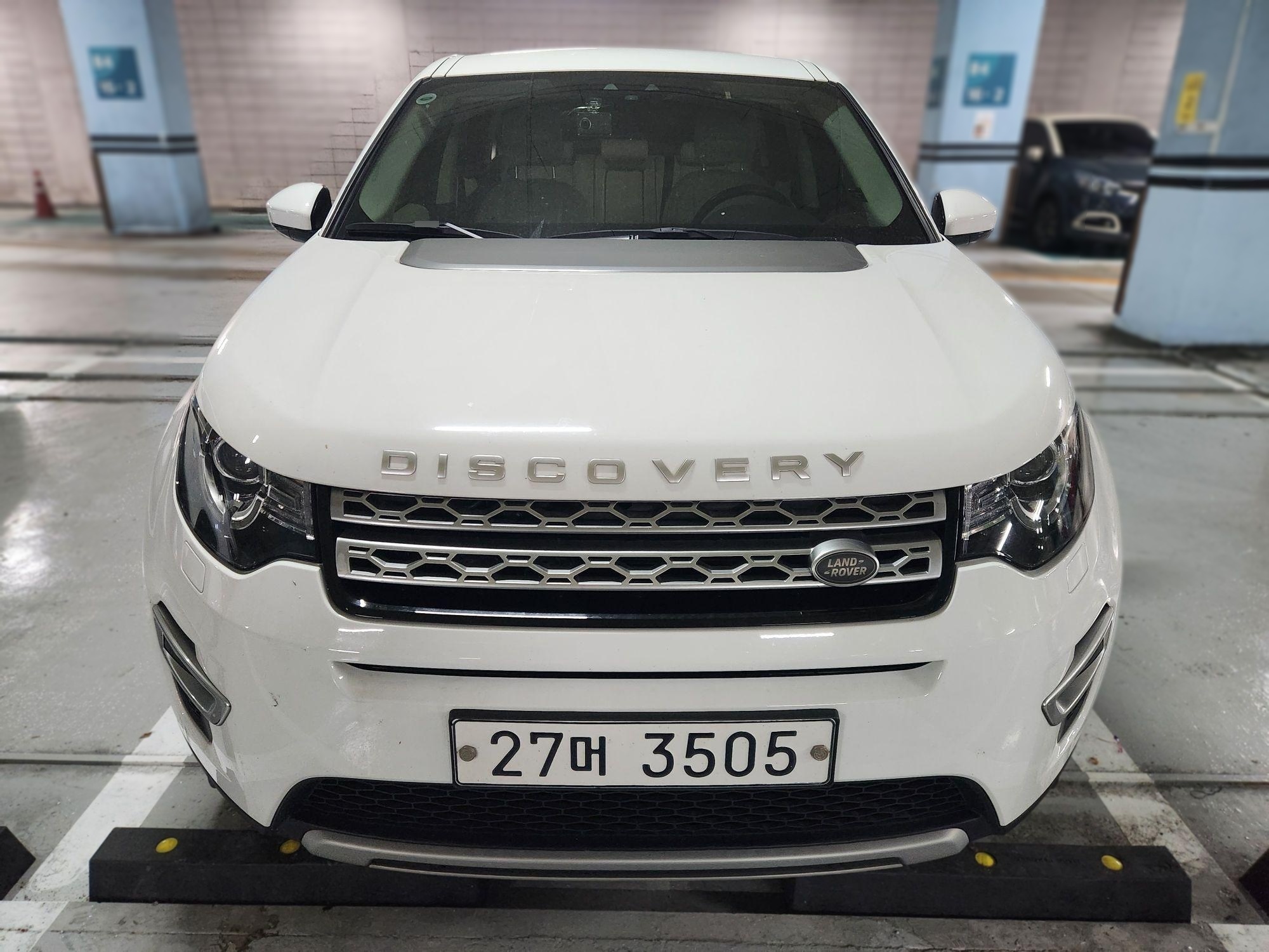 2017 Land Rover DISCOVERY SPORT 2.0 TD4 HSE LUXURY — Korean import available from KcarDeals