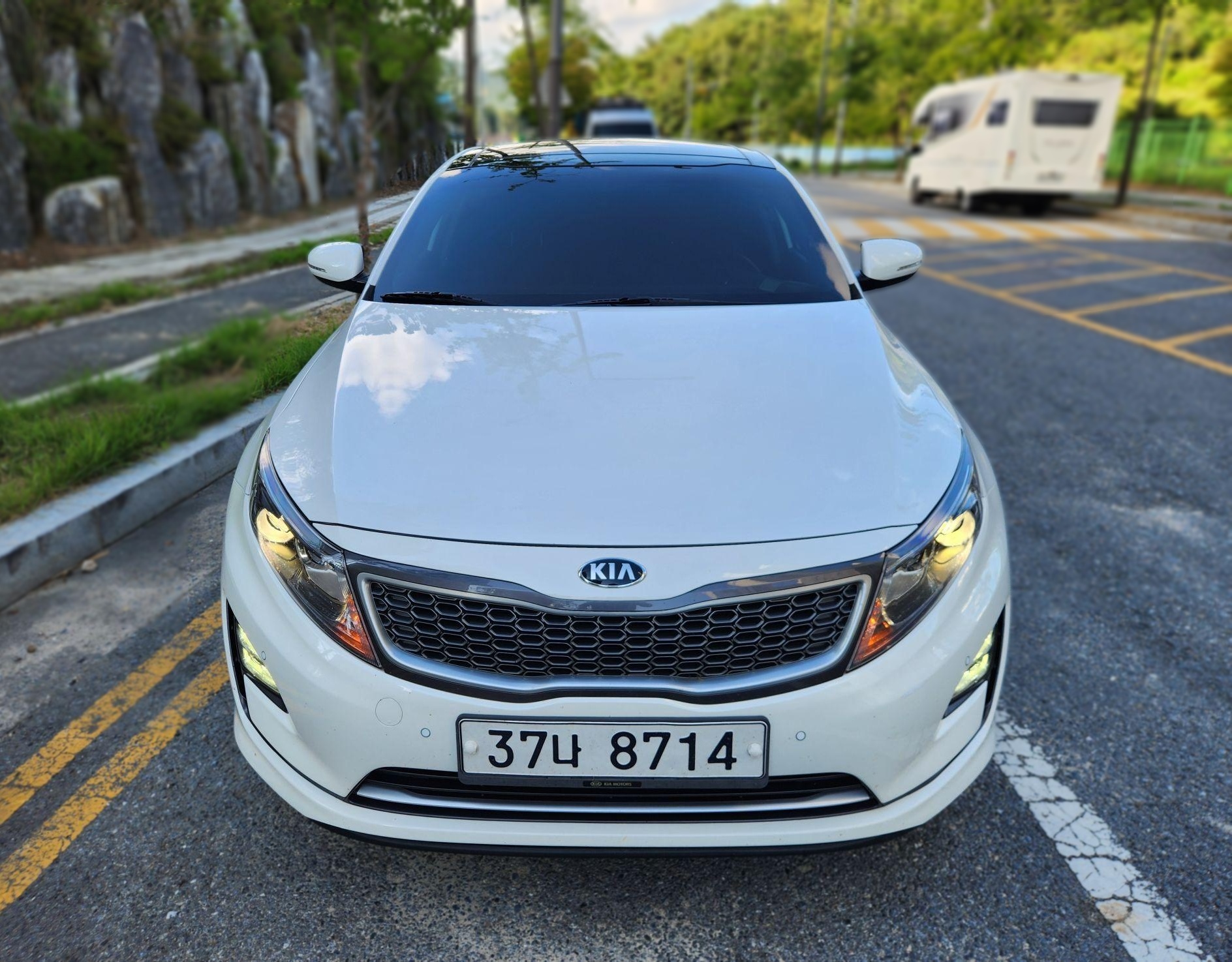 2015 Kia K5 HYBRID 500h PRESTIGE — Korean import available from KcarDeals