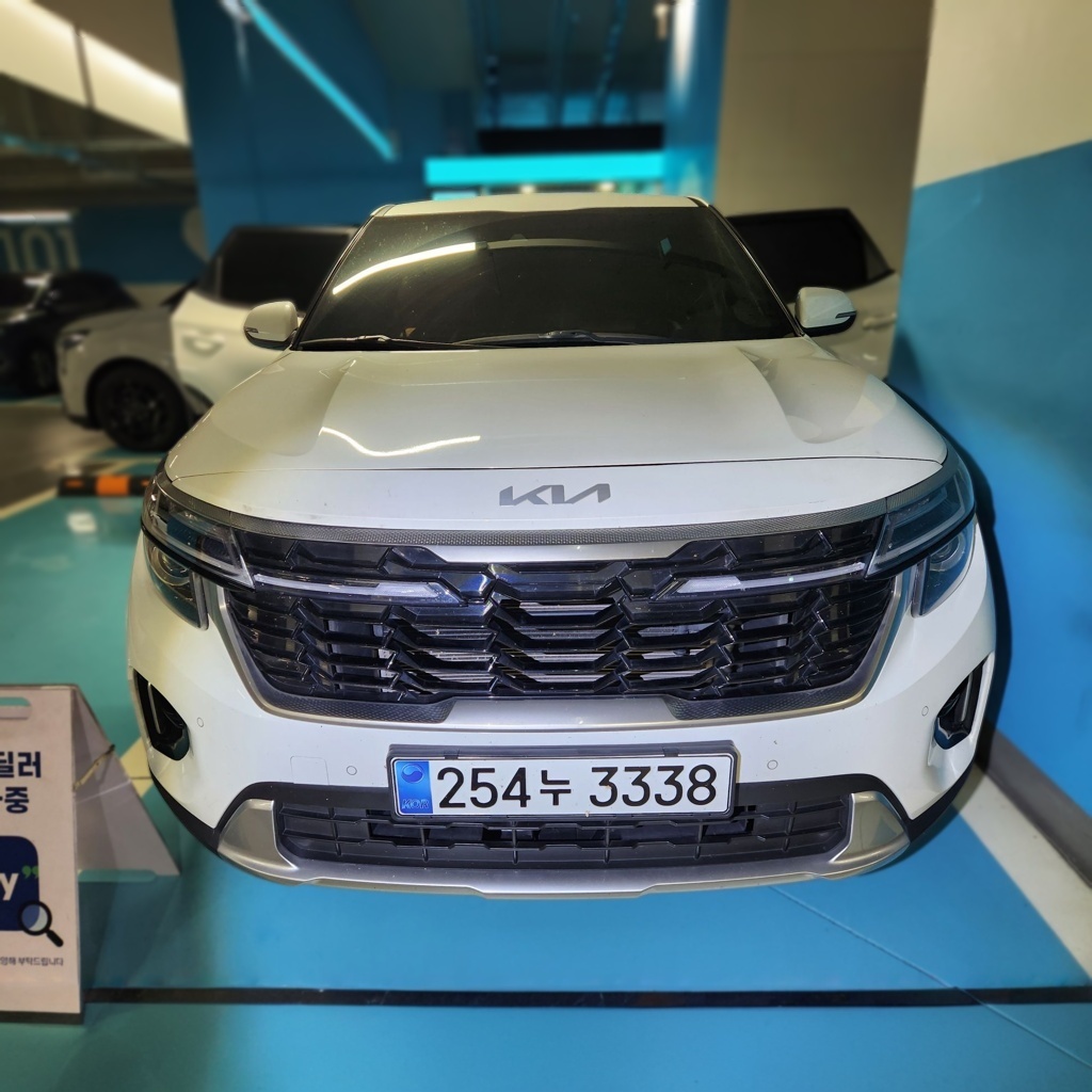 2024 Kia The New SELTOS GASOLINE 1.6 Turbo 2WD Prestige — photograph 1 of 1