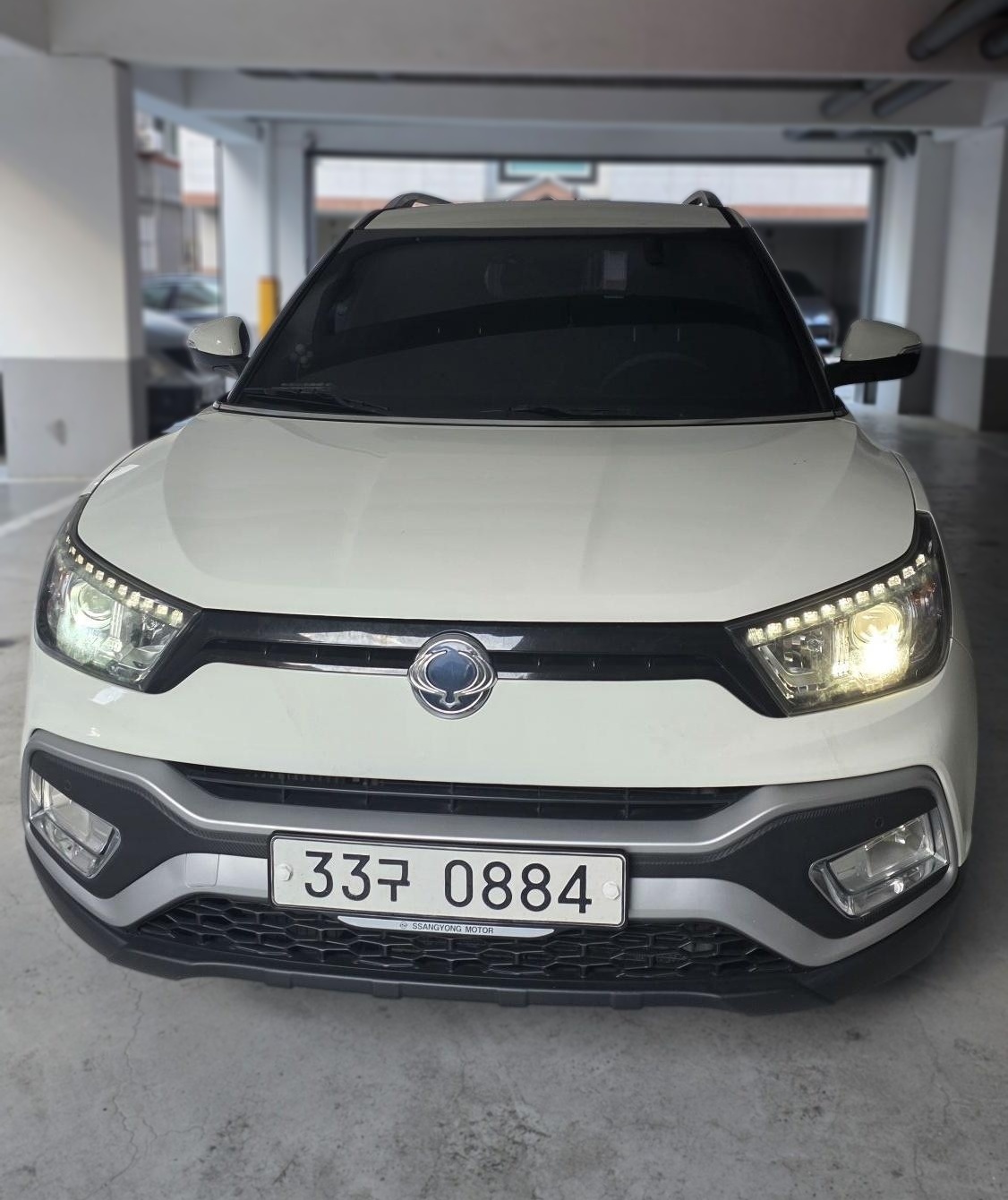 2016 SsangYong TIVOLI Air Diesel RX 2WD — Korean import available from KcarDeals