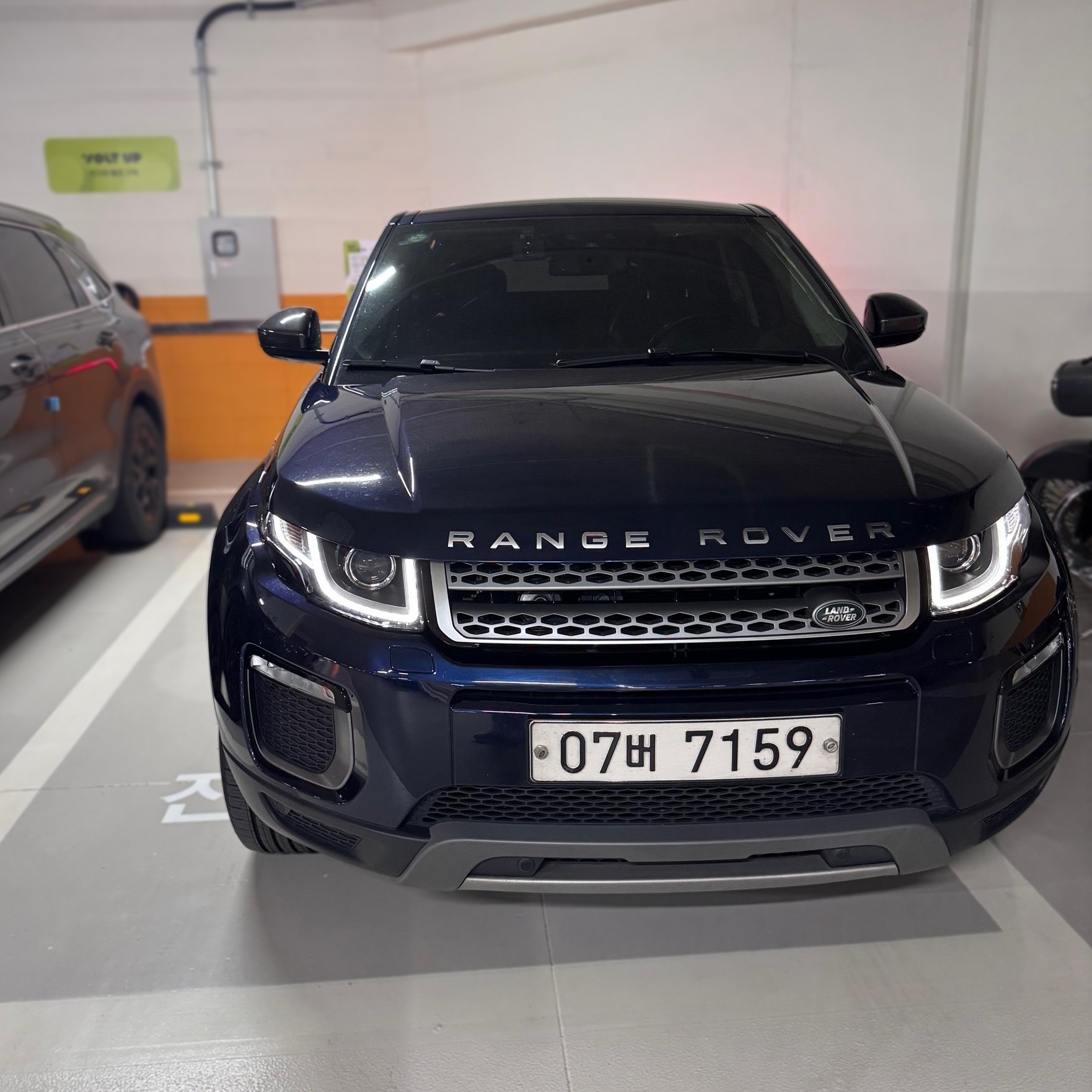 2017 Land Rover RANGE ROVER EVOQUE 2.0 TD4 SE — Korean import available from KcarDeals