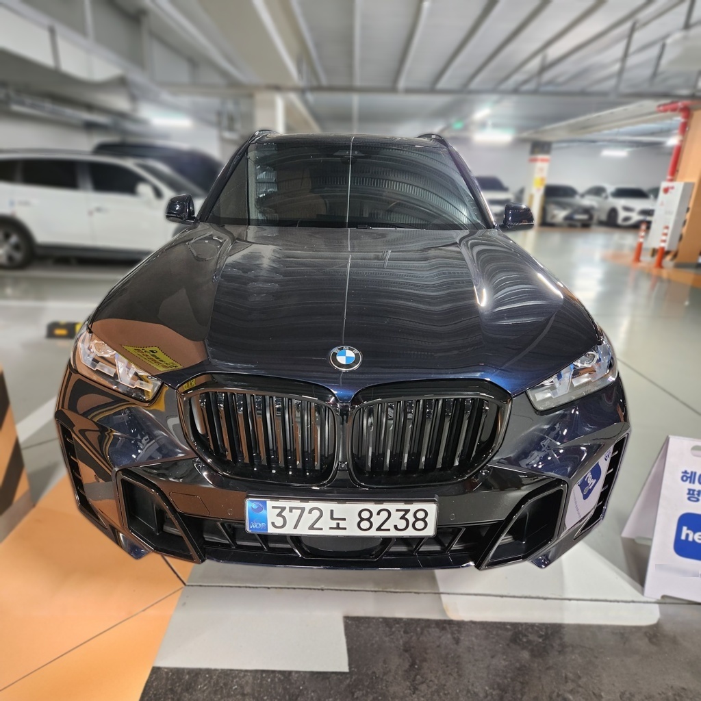 2025 BMW X5 (G05) xDrive 40i M SPORT — photograph 1 of 1