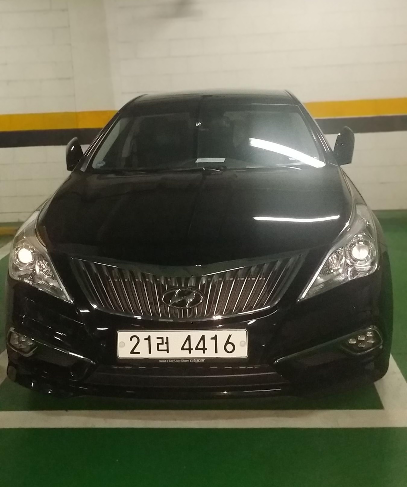 2015 Hyundai GRANDEUR HG HG300 Premium — Korean import available from KcarDeals