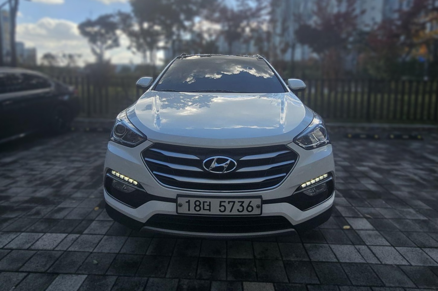 2016 Hyundai SANTA FE THE PRIME DIESEL 2.0 2WD Premium (5 Seater) — Korean import available from KcarDeals
