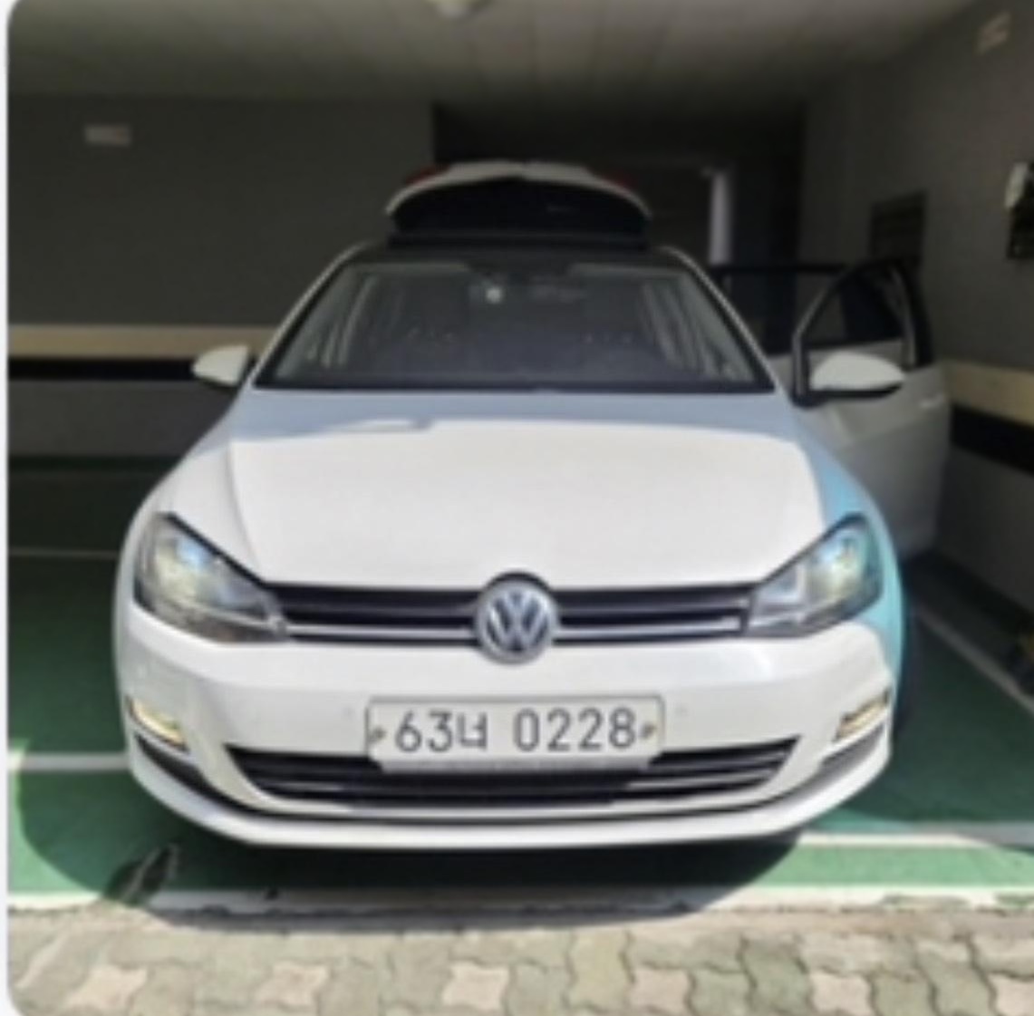 2016 Volkswagen GOLF 7 Generation 1.4 TSI — Korean import available from KcarDeals