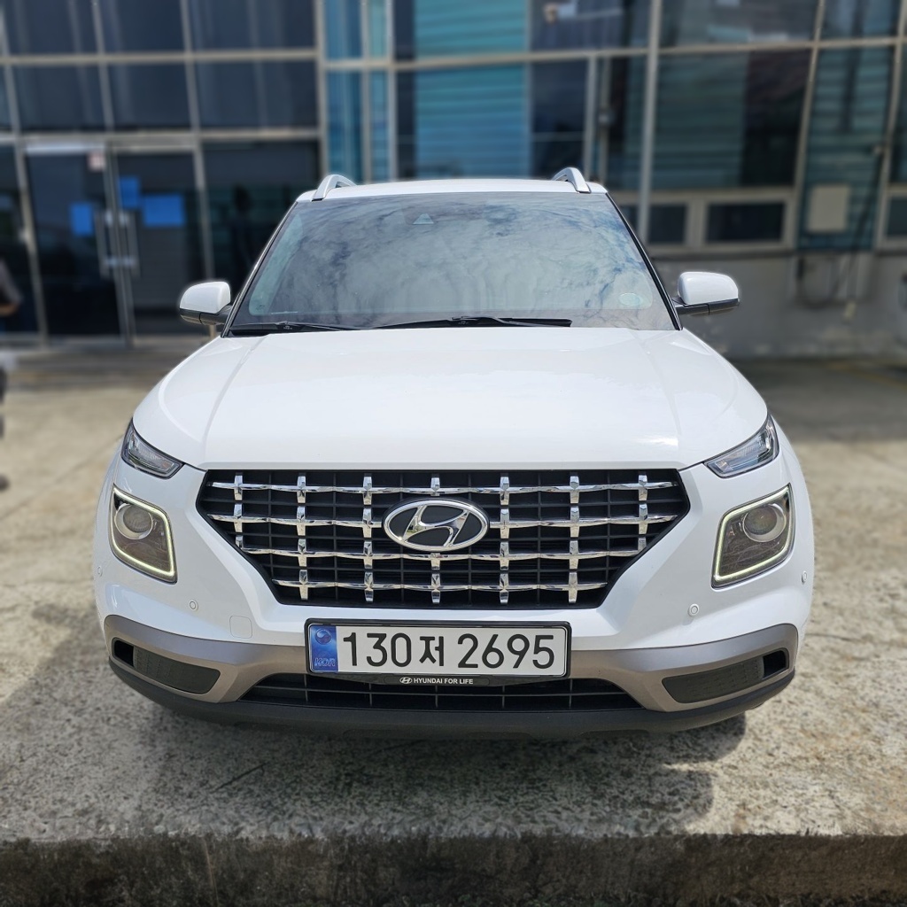 2022 Hyundai Venue 1.6 MODERN PLUS — photograph 1 of 1