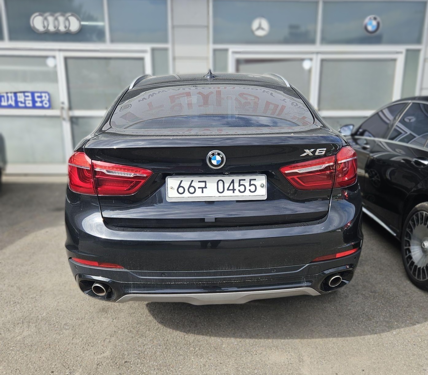 2016 BMW X6 (F16) xDrive 30d — Korean import available from KcarDeals