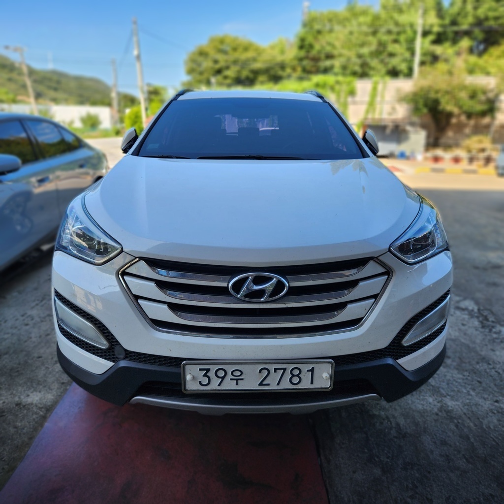 2015 Hyundai SANTA FE DM Diesel (e-VGT) 2.0 2WD Exclusive (5 Seater) — Korean import available from KcarDeals