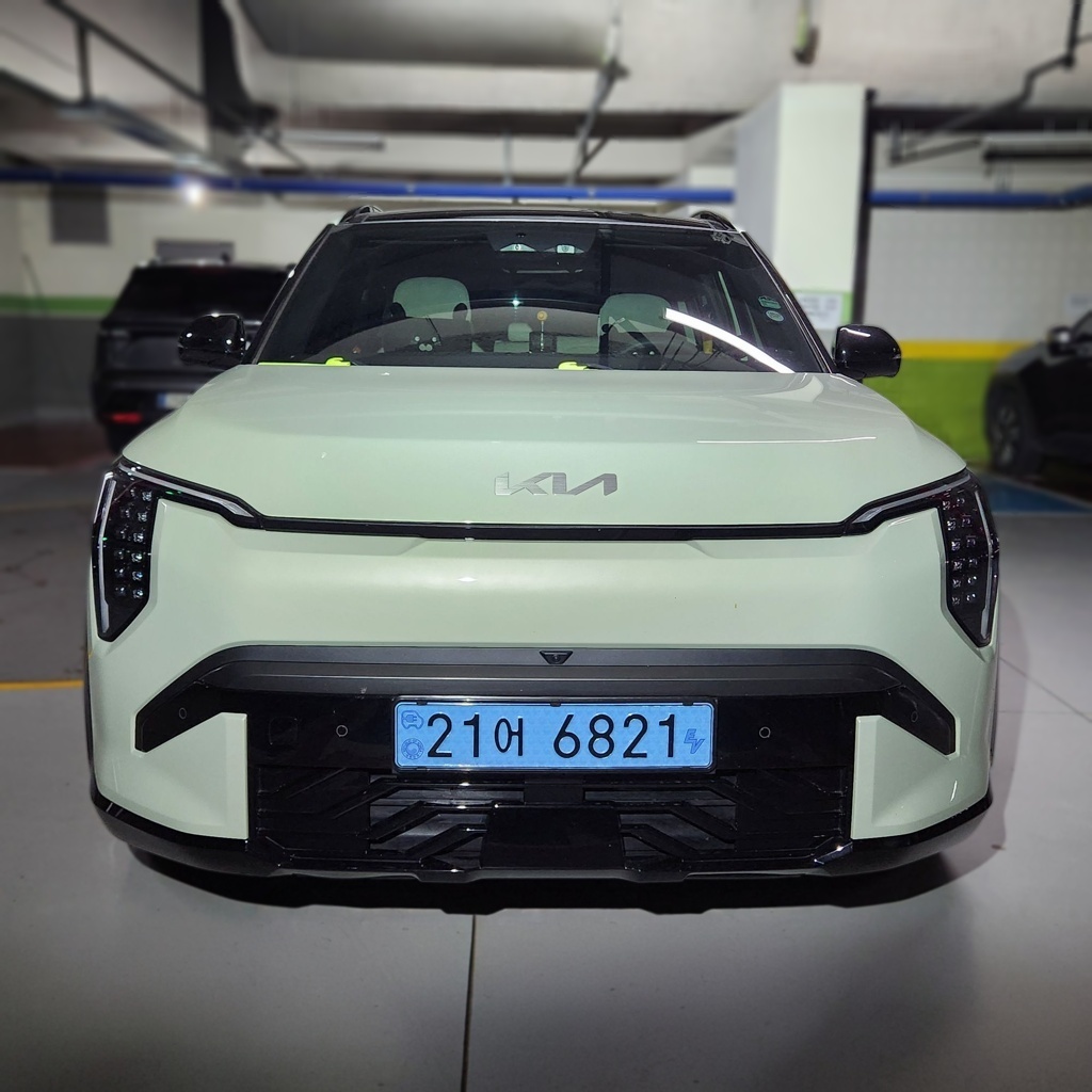 2025 EV3 Long Range GT-Line — photograph 1 of 1