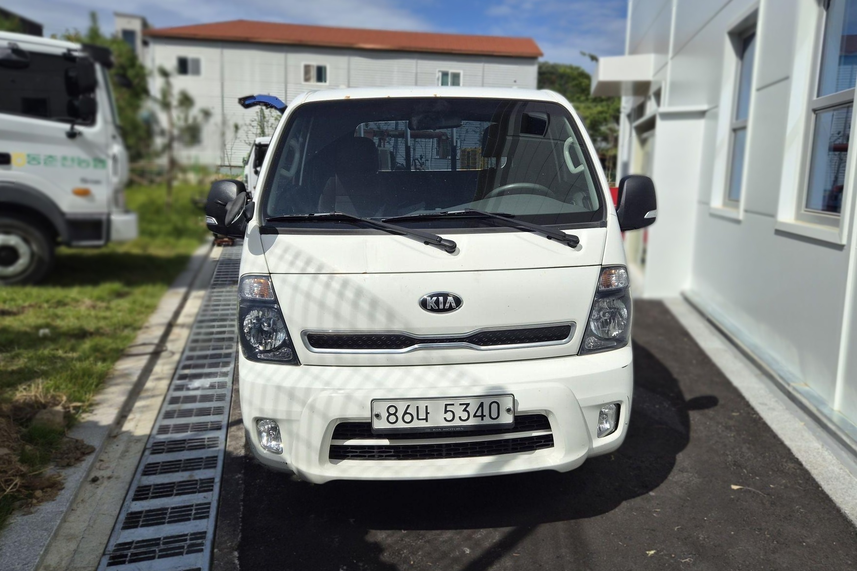 2019 Kia BONGO 1 ton D 19MY Cargo EXTRA LONG WHEELBASE King Cab Noblesse DIESEL 2WD Manual — Korean import available from KcarDeals