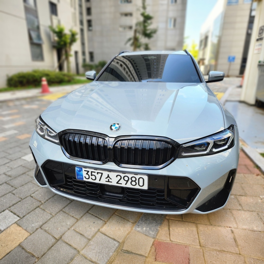 2026 BMW 3 SERIES (G20) 320i Touring M SPORT — photograph 1 of 1