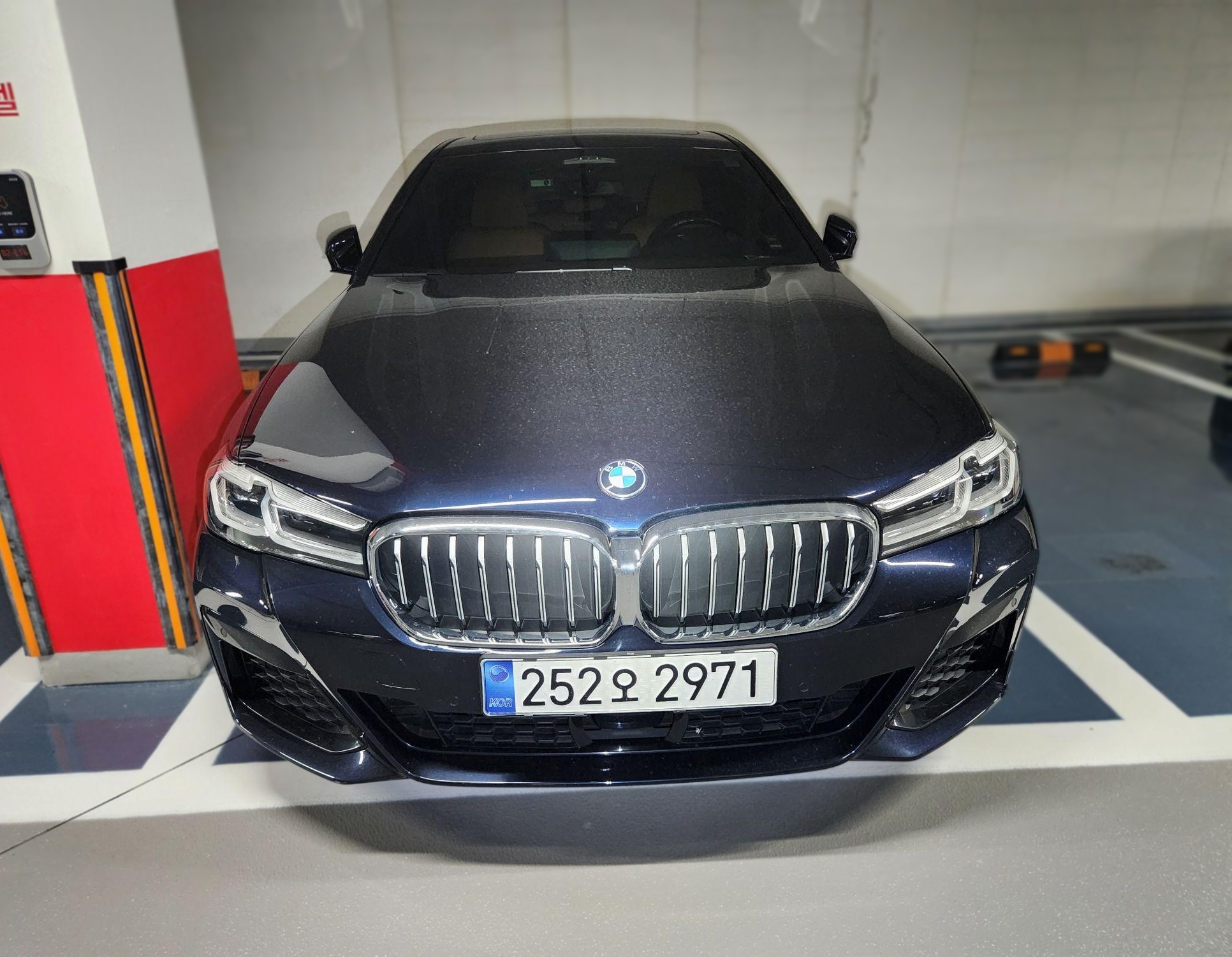 BMW 5 Series (G30)
