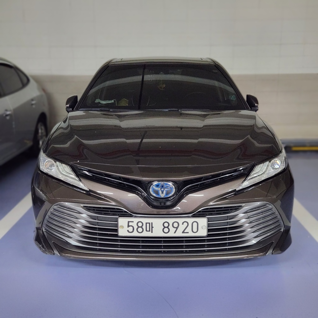 2019 TOYOTA CAMRY (XV70) 2.5 XLE Hybrid — Korean import available from KcarDeals