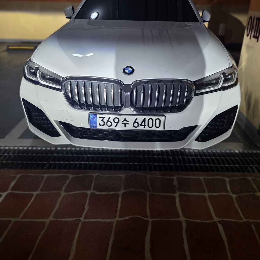 2021 BMW 5 SERIES (G30) 520i M SPORT