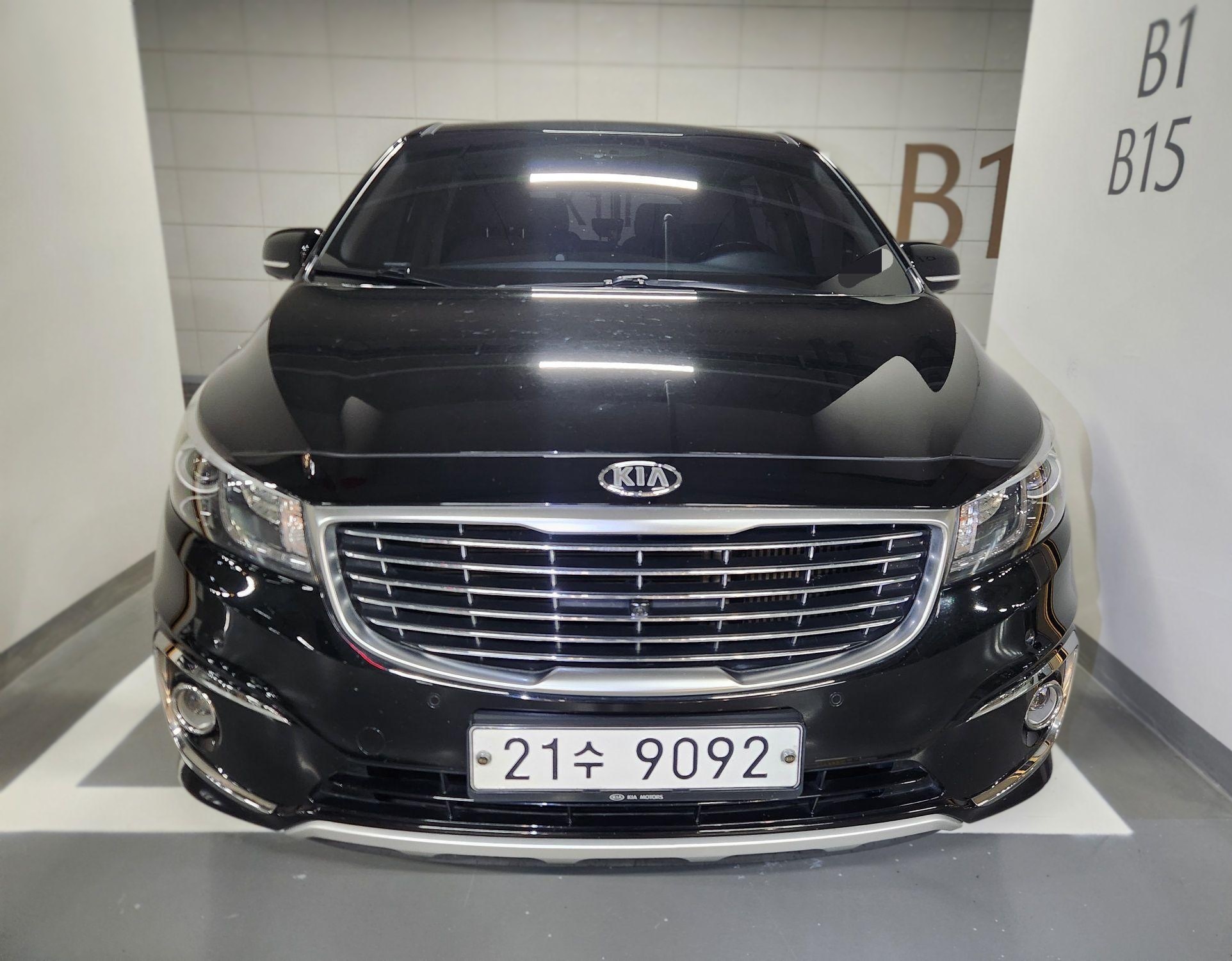 2018 Kia All New CARNIVAL Diesel 7-seater Limousine VIP