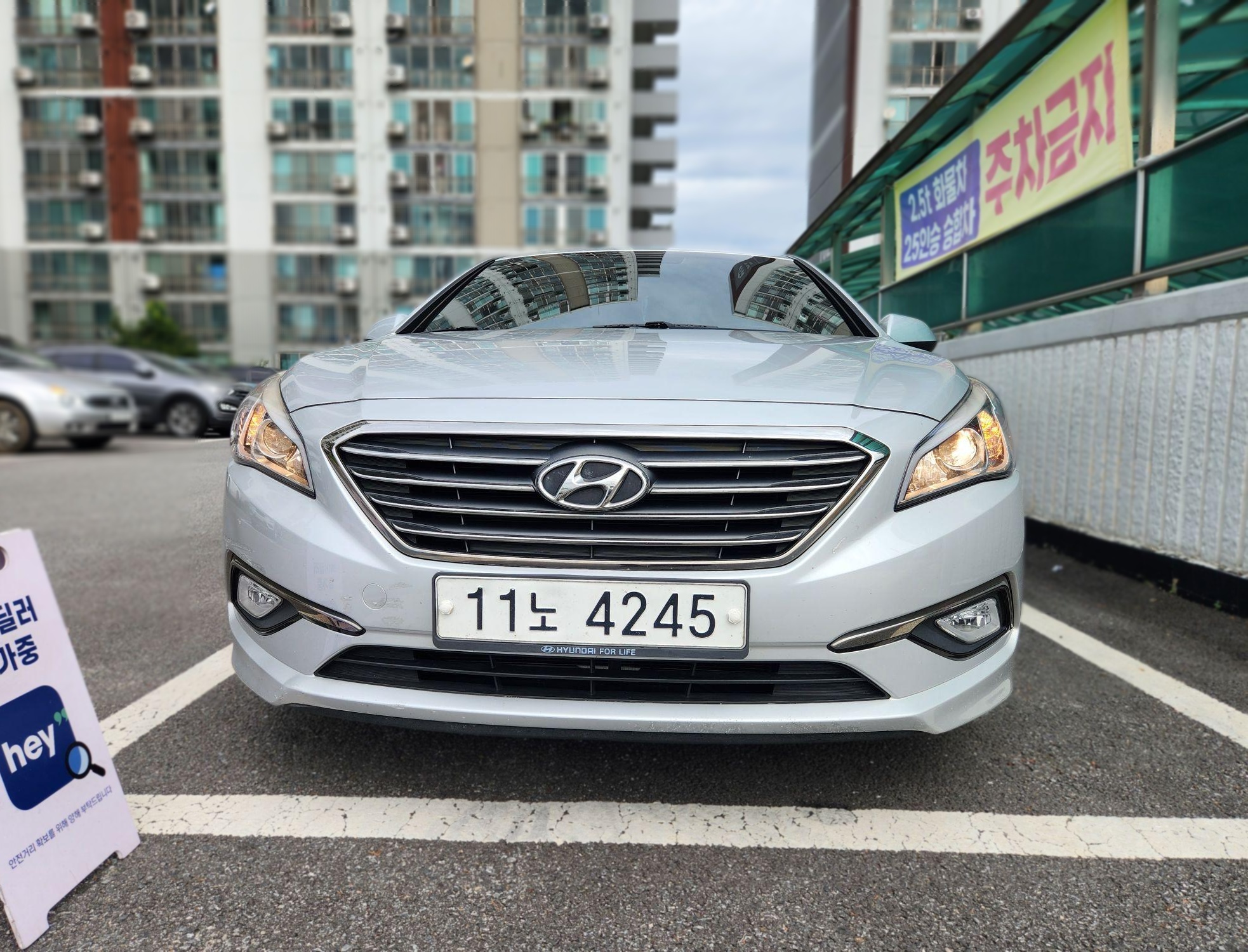 Hyundai LF Sonata