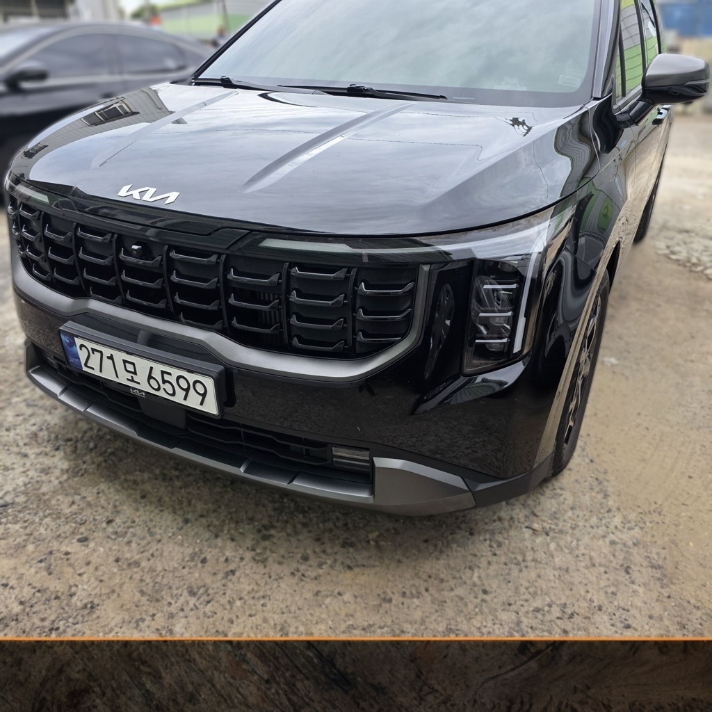 2025 Kia The New CARNIVAL Hybrid (KA4) 1.6 TURBO 9-seater Gravity — photograph 1 of 1