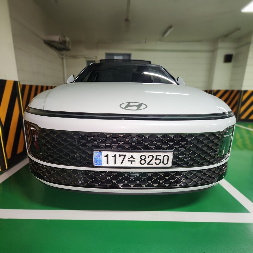Hyundai The All-New Grandeur Hybrid (GN7)