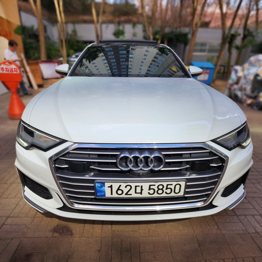 2023 Audi A6 (C8) 45 TFSI Premium — photograph 1 of 1