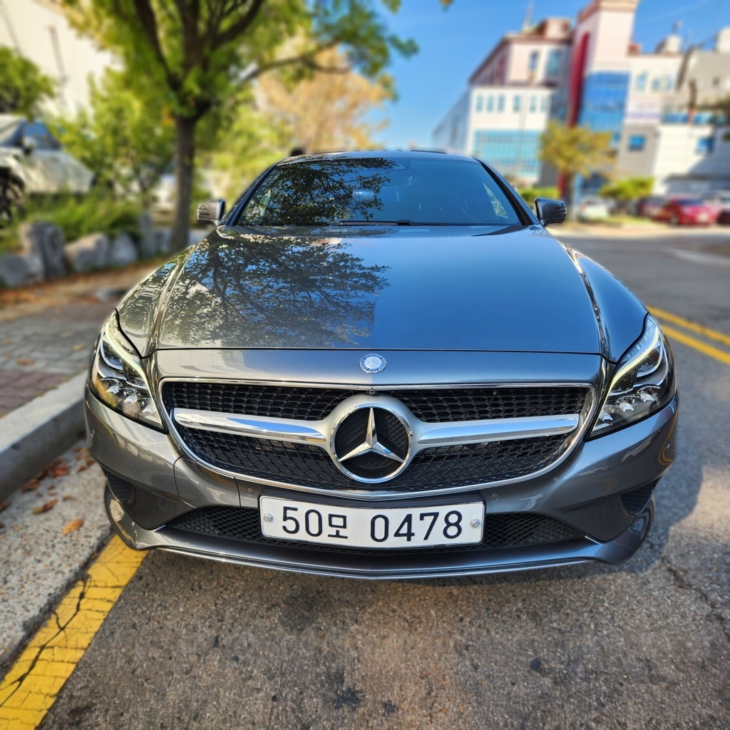 Mercedes-Benz CLS-Class (W218)