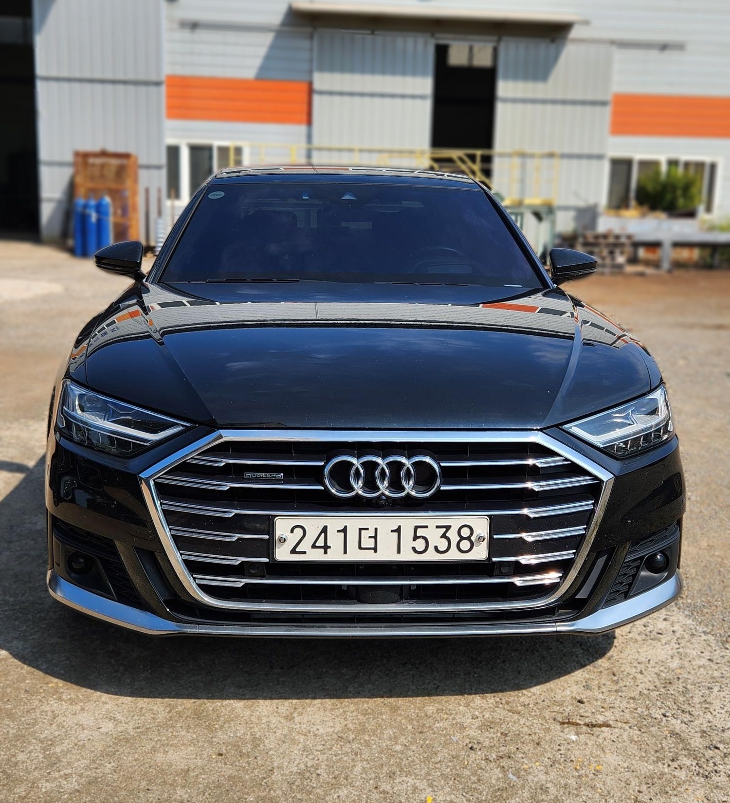 Audi A8 (D5)