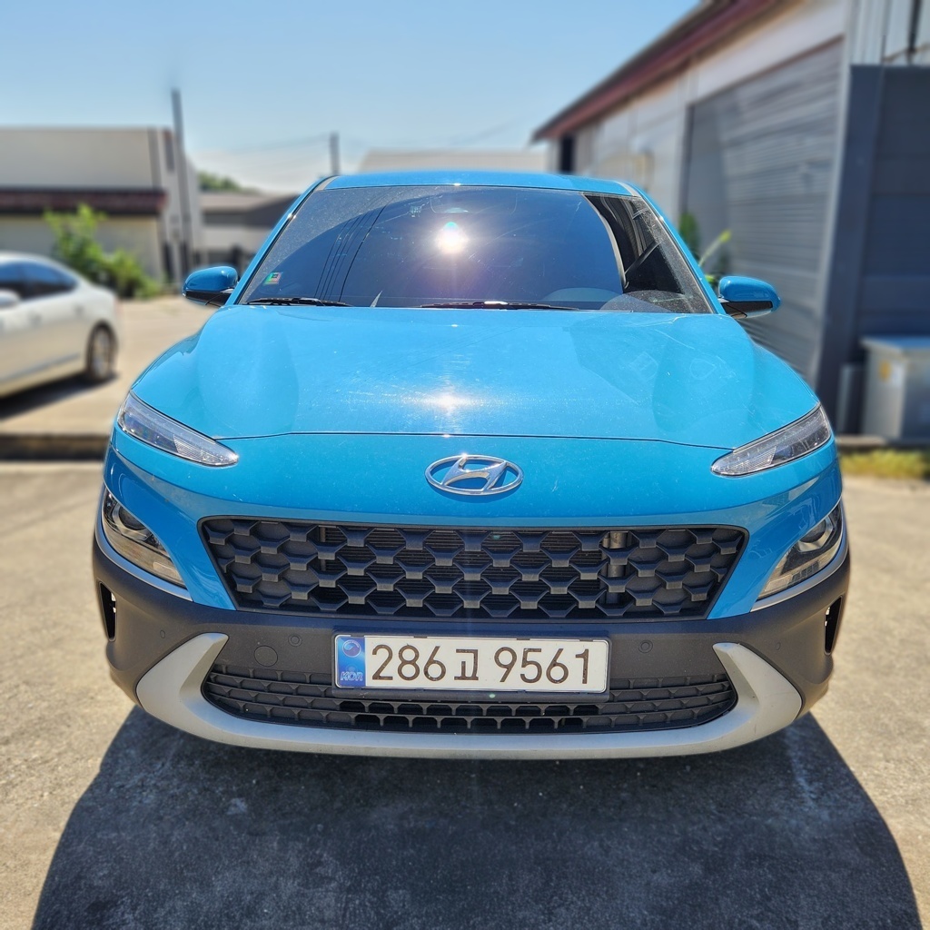 Hyundai The New Kona