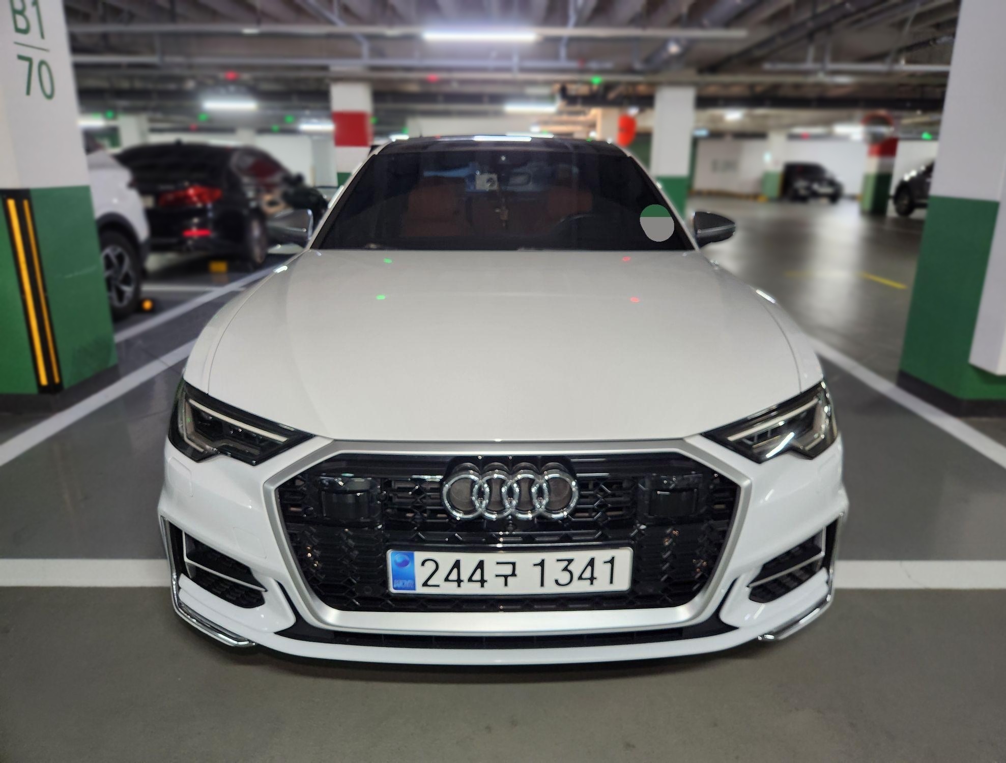 Audi A6 (C8)