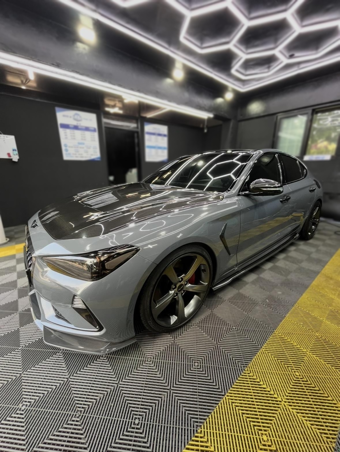 2019 Genesis G70 3.3T SPORTS AWD Prestige