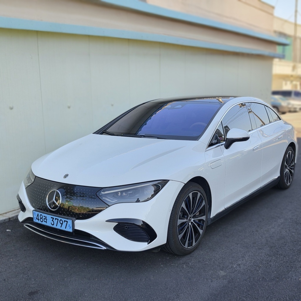 2023 MERCEDES-BENZ EQE V295 EQE 350+ — photograph 1 of 1