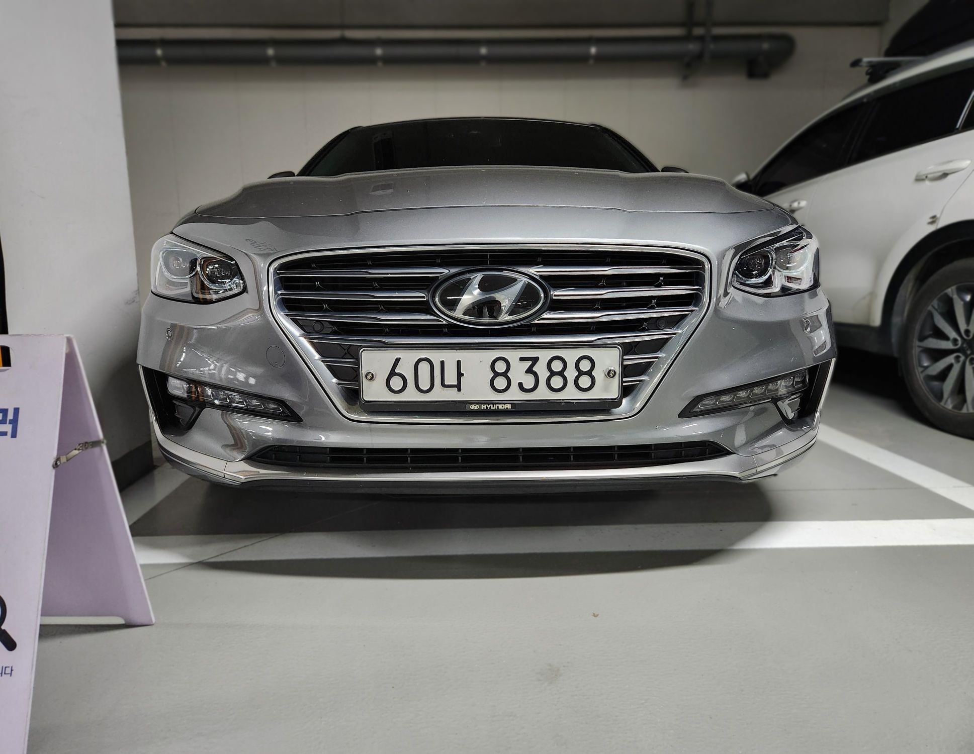 2019 Hyundai GRANDEUR IG Hybrid Exclusive — Korean import available from KcarDeals