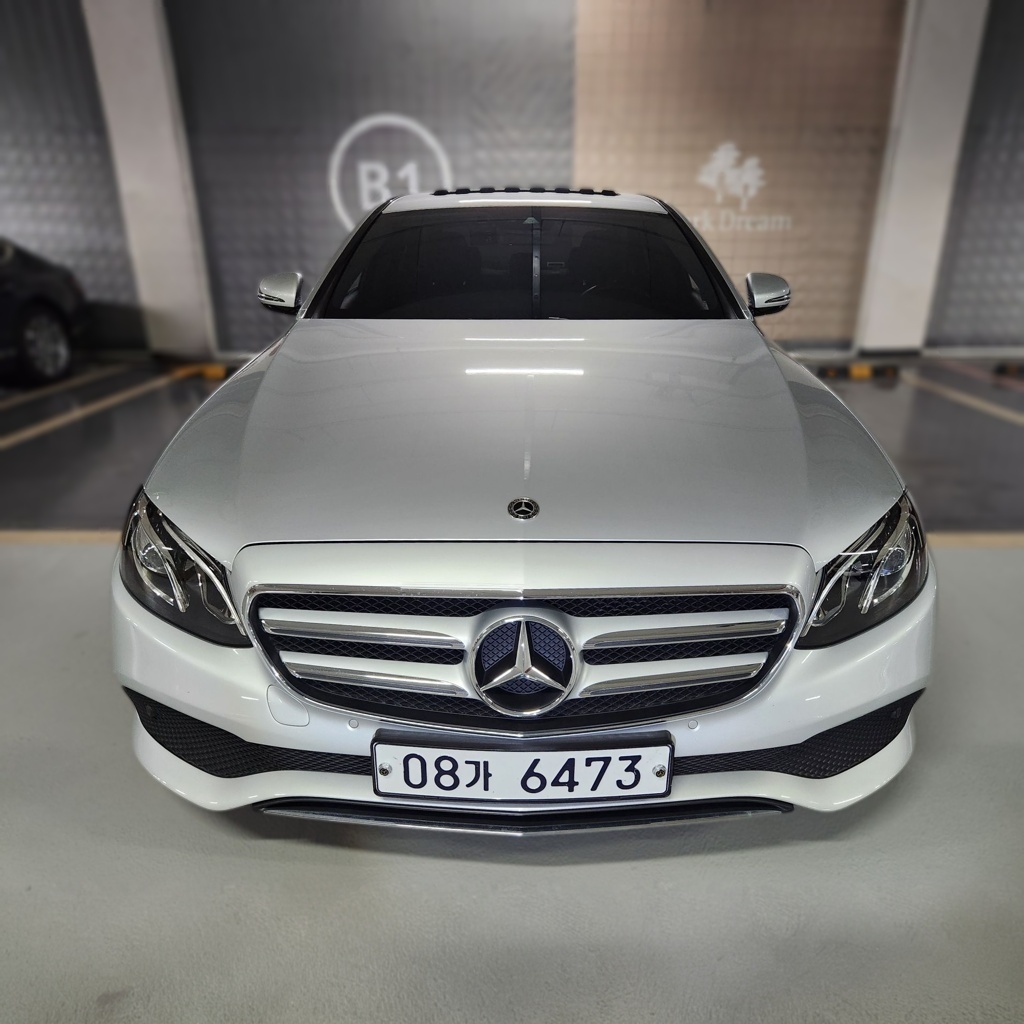 Mercedes-Benz E-Class (W213)