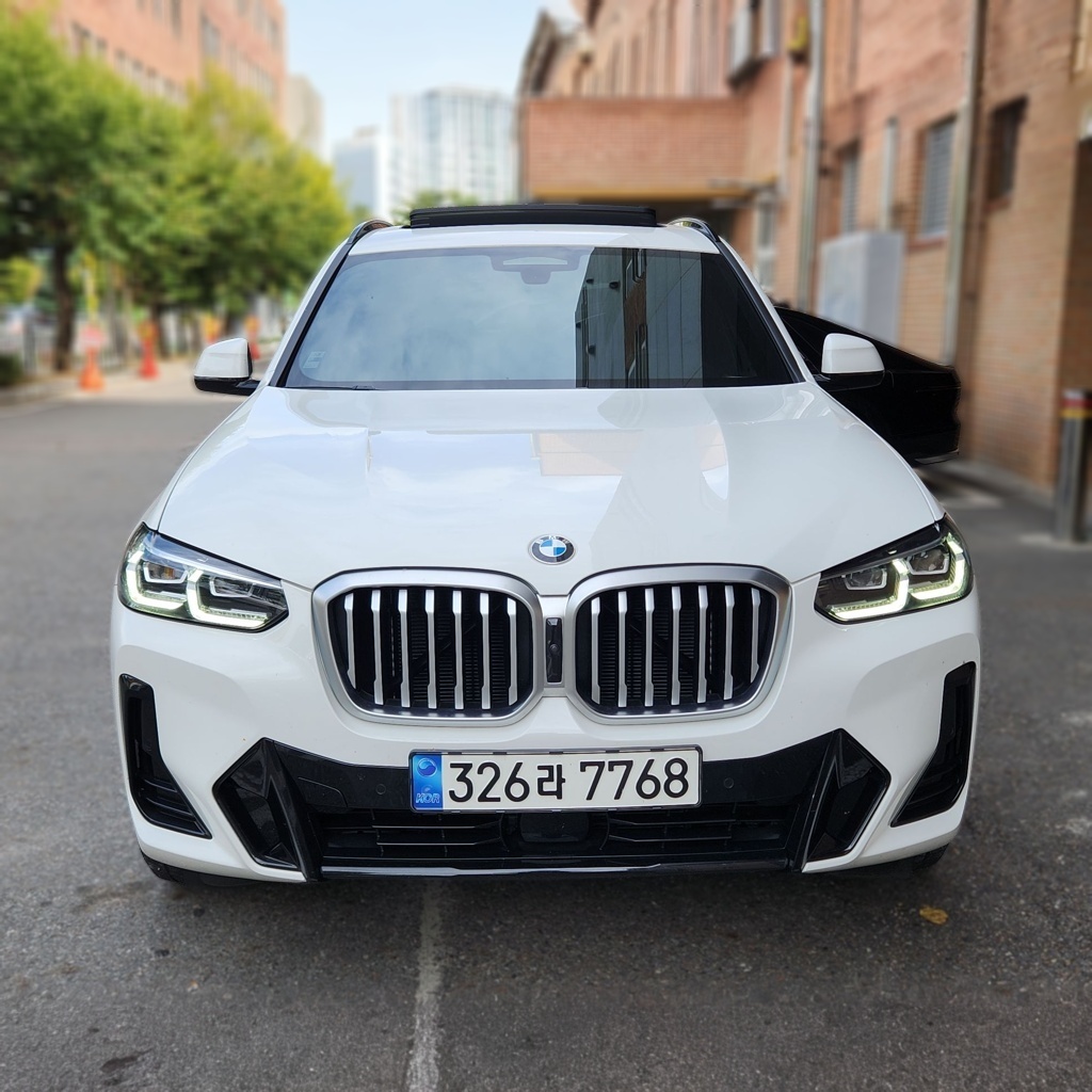 2023 BMW X3 (G01) xDrive 20i M SPORT — photograph 1 of 1