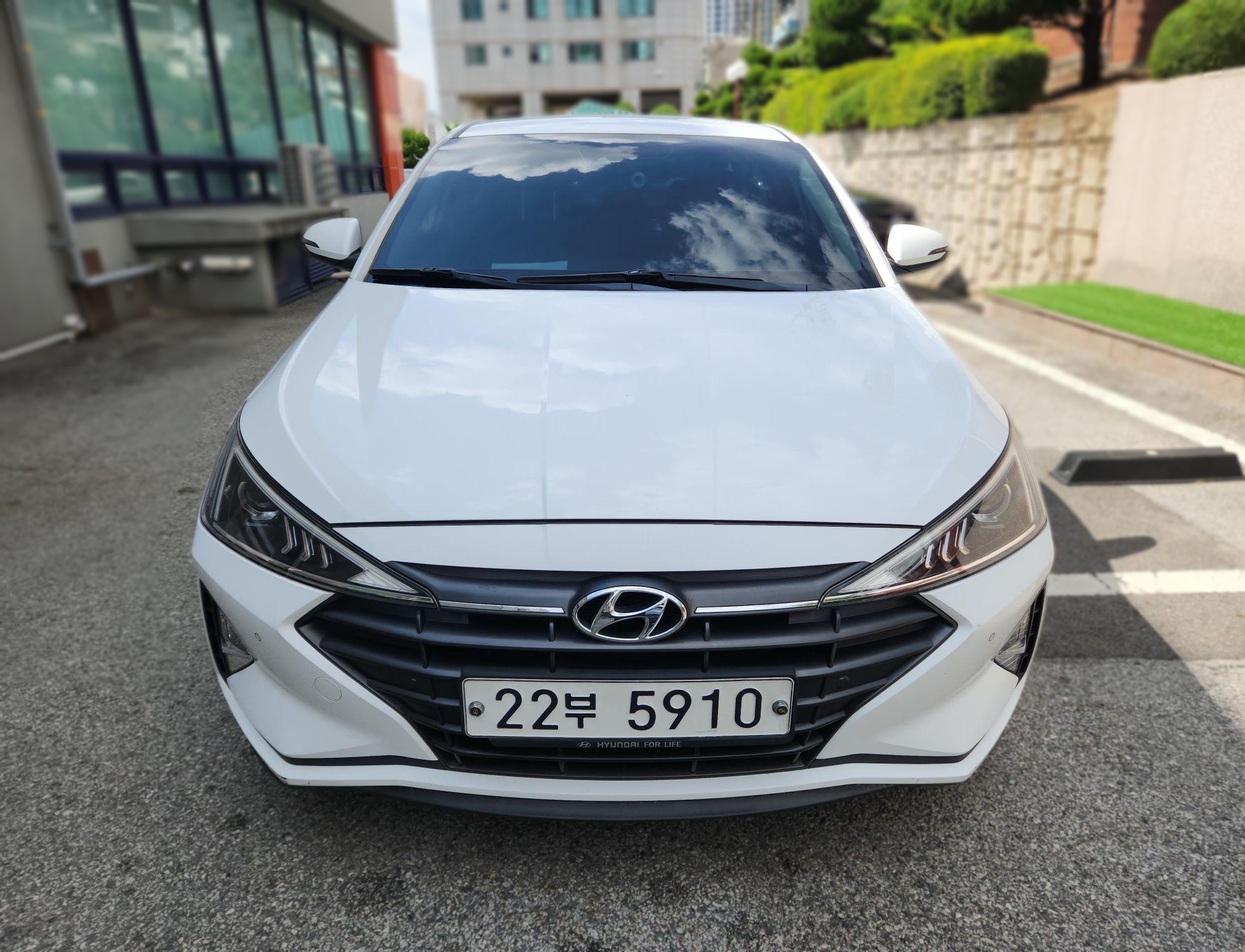 Hyundai The New Avante AD