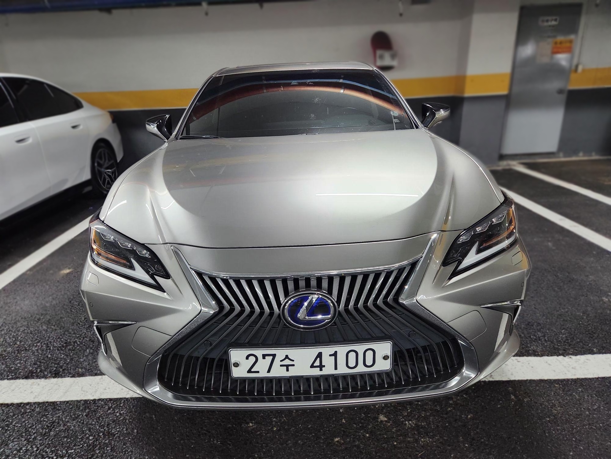 Lexus ES300h 7th Gen