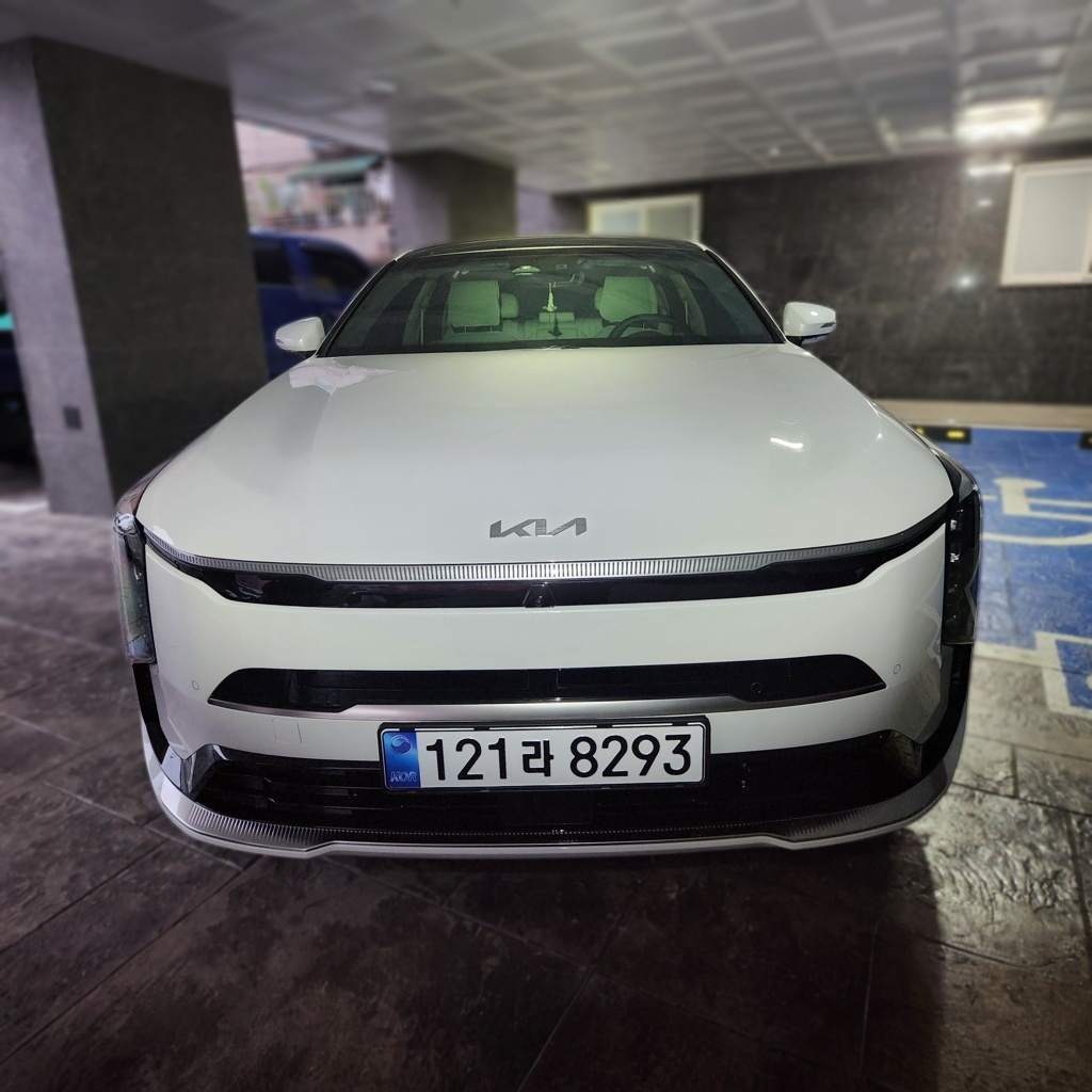 2026 Kia The New K8 2.5 GASOLINE 2WD Signature — photograph 1 of 1