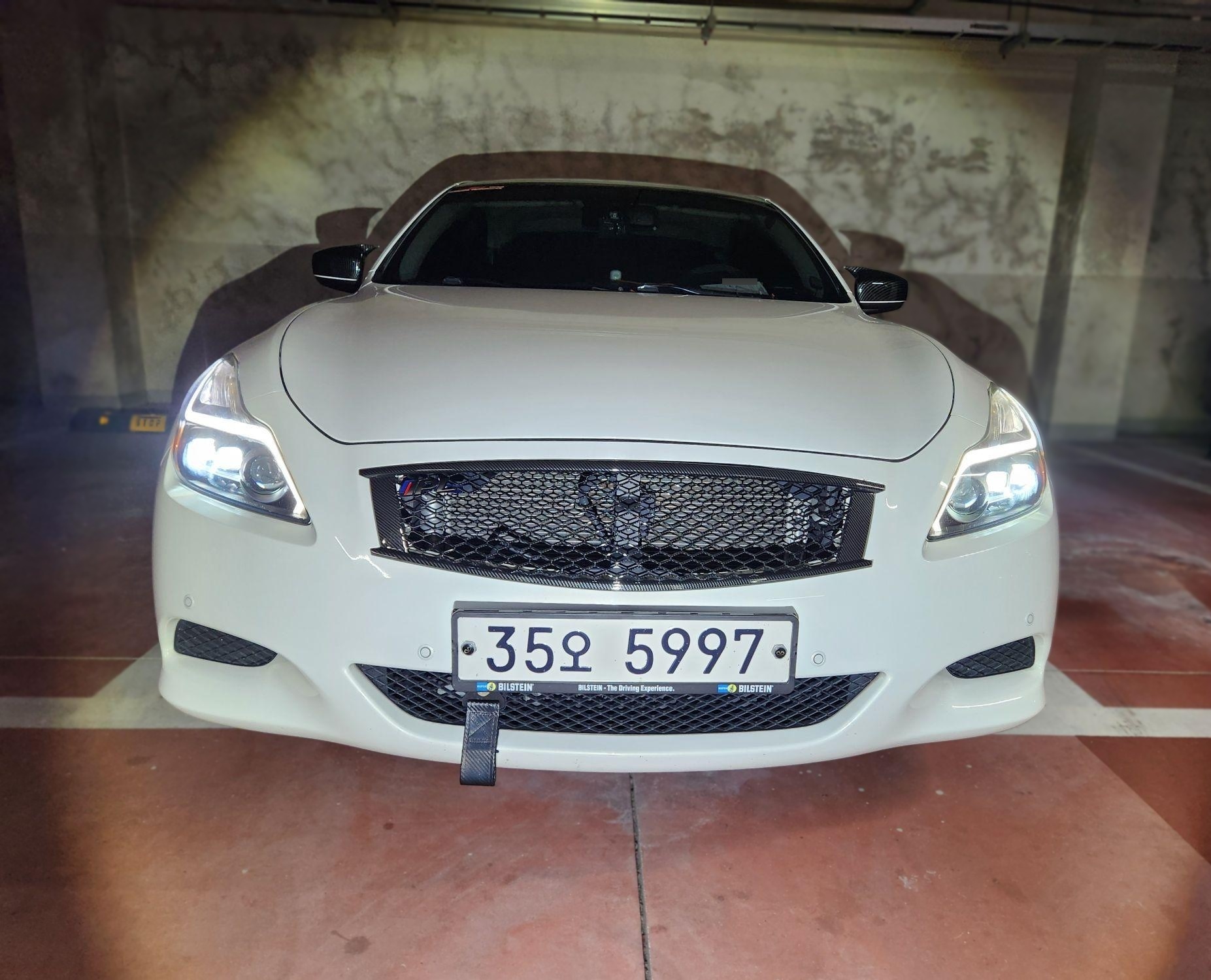 인피니티 Q60