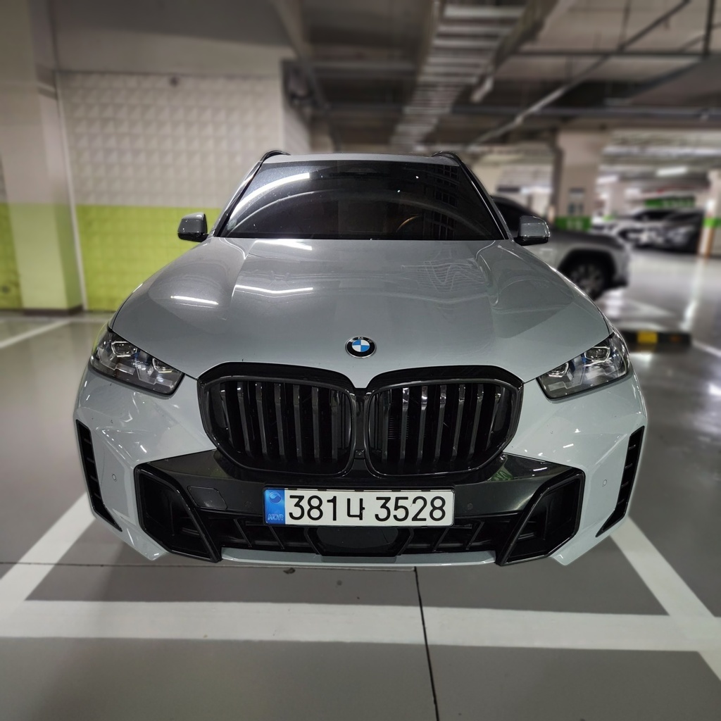2026 BMW X5 (G05) xDrive 40i M SPORT — photograph 1 of 1