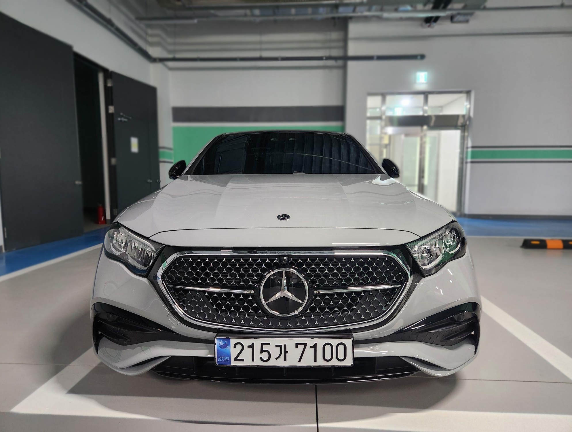 Mercedes-Benz E-Class (W214)