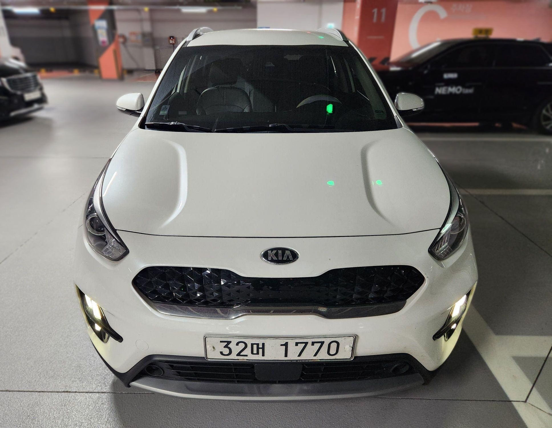 2020 Kia The New NIRO 1.6 Hybrid Prestige — Korean import available from KcarDeals