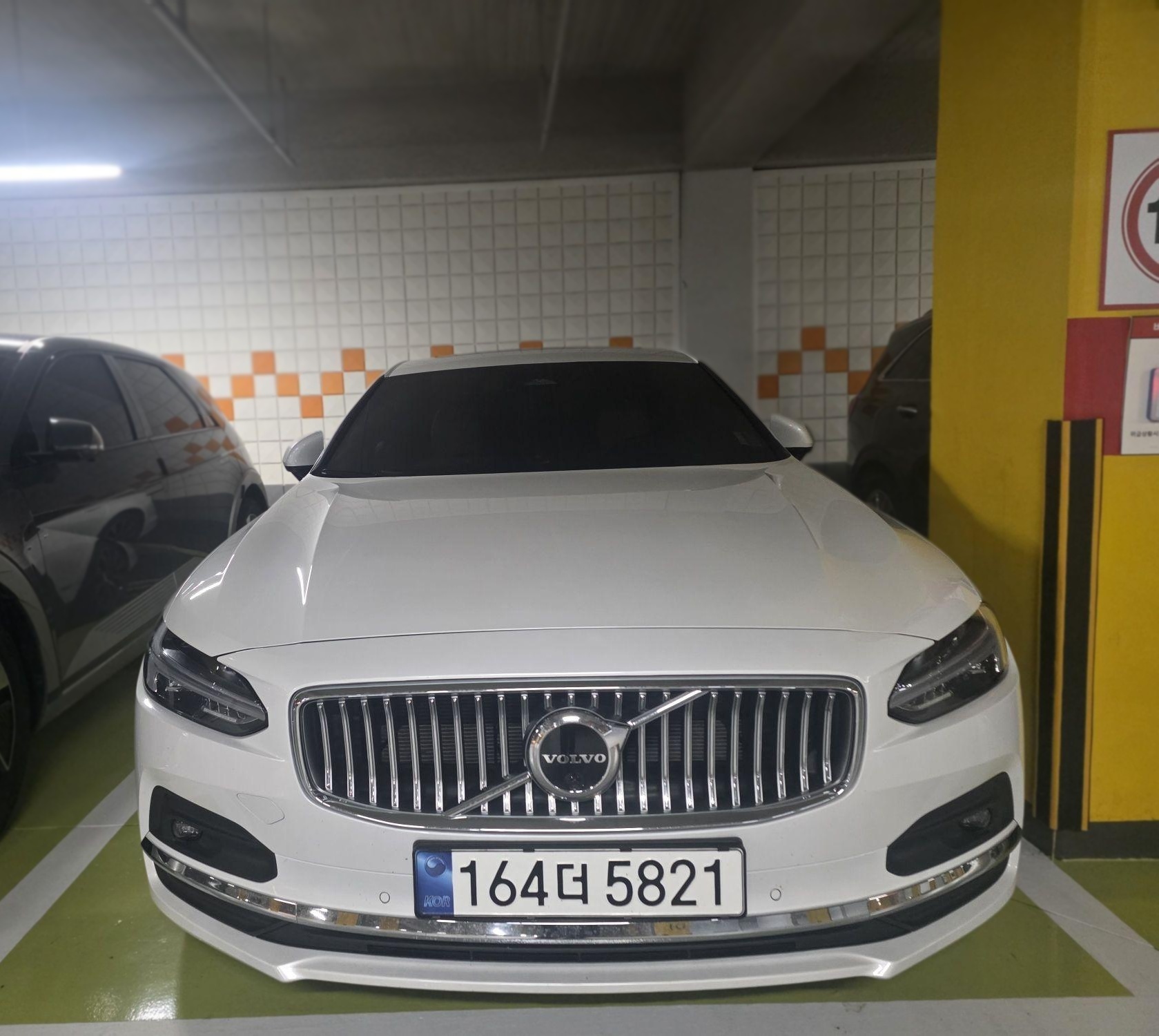 Volvo S90