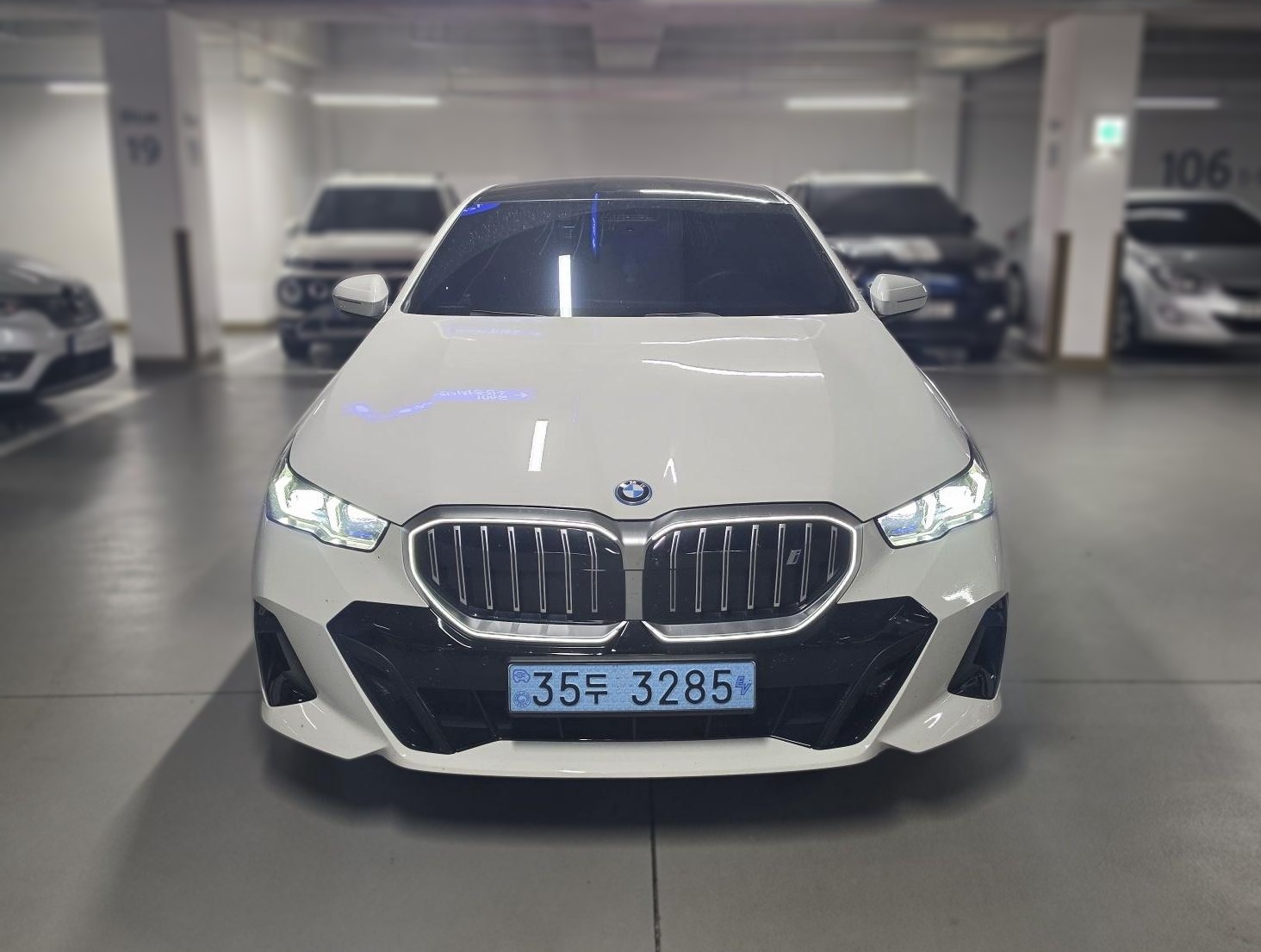 BMW i5