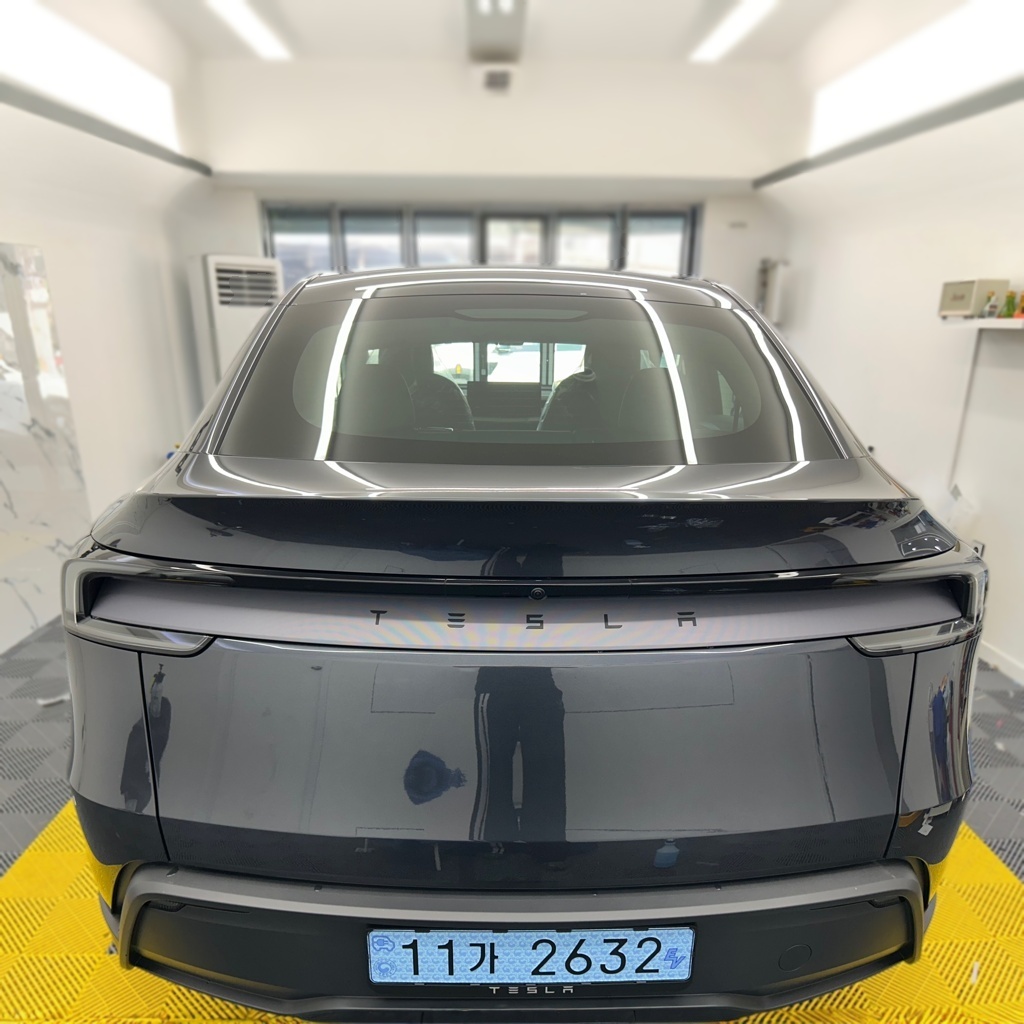 Tesla Model Y Juniper